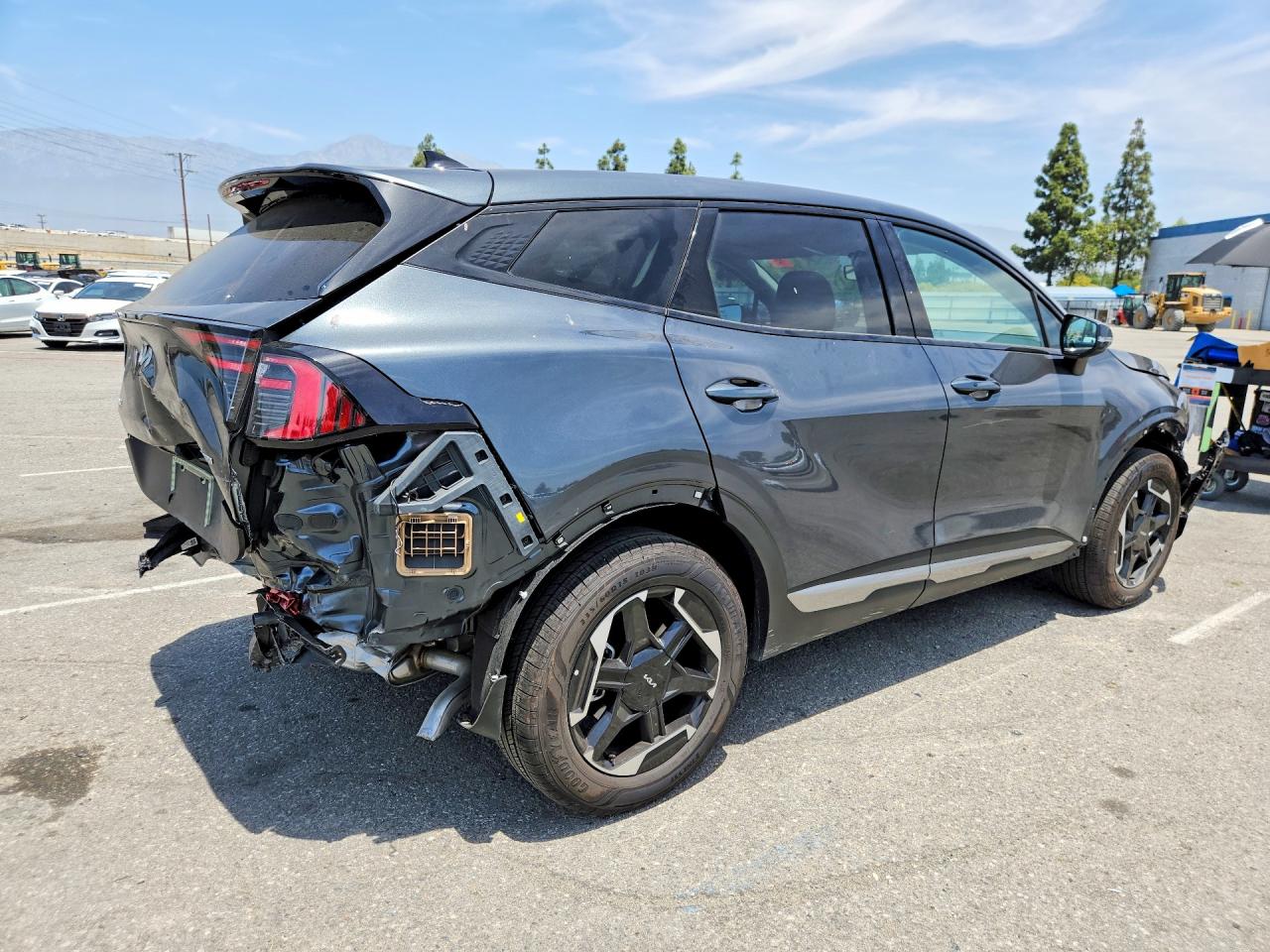 2026 Kia Sportage S Gray vin: KNDPUDDG3T7275892