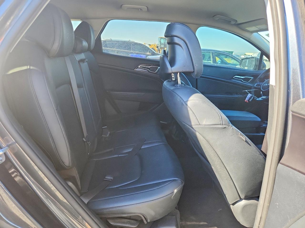 2023 Kia Sportage Ex Gray vin: KNDPVCAF6P7125252