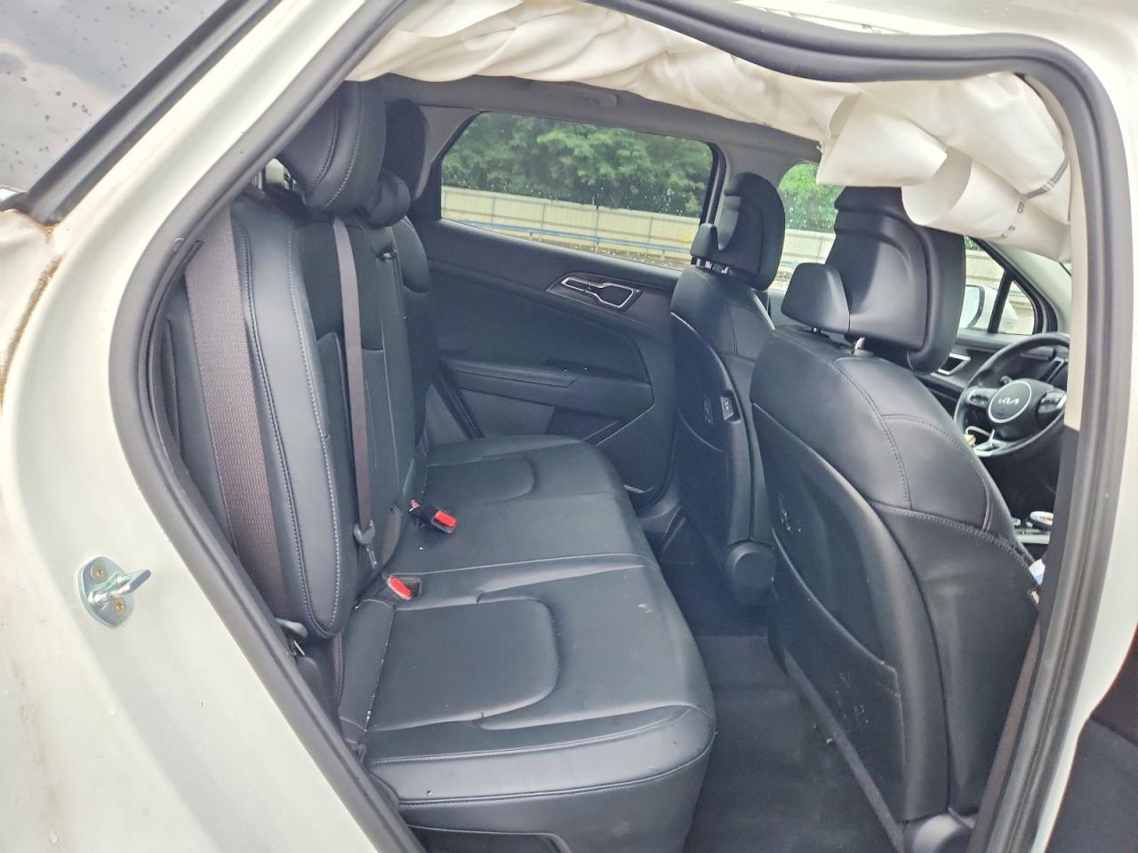 2023 Kia Sportage Ex White vin: KNDPVCAG4P7033503