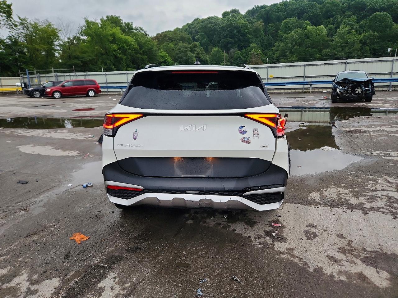 2023 Kia Sportage Ex White vin: KNDPVCAG4P7033503
