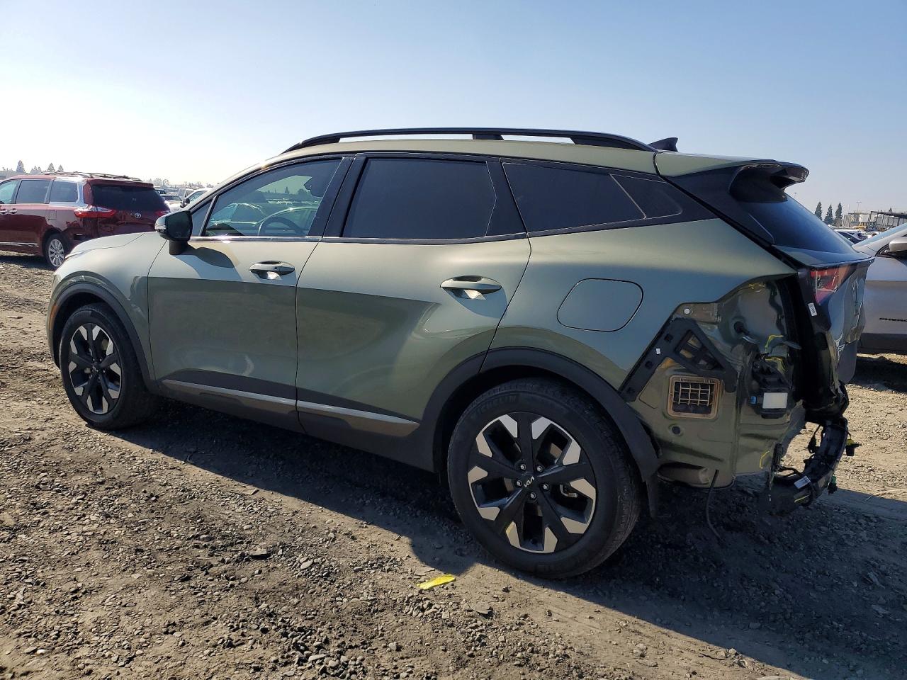 2024 Kia Sportage X Line Green vin: KNDPYDDH9R7167959