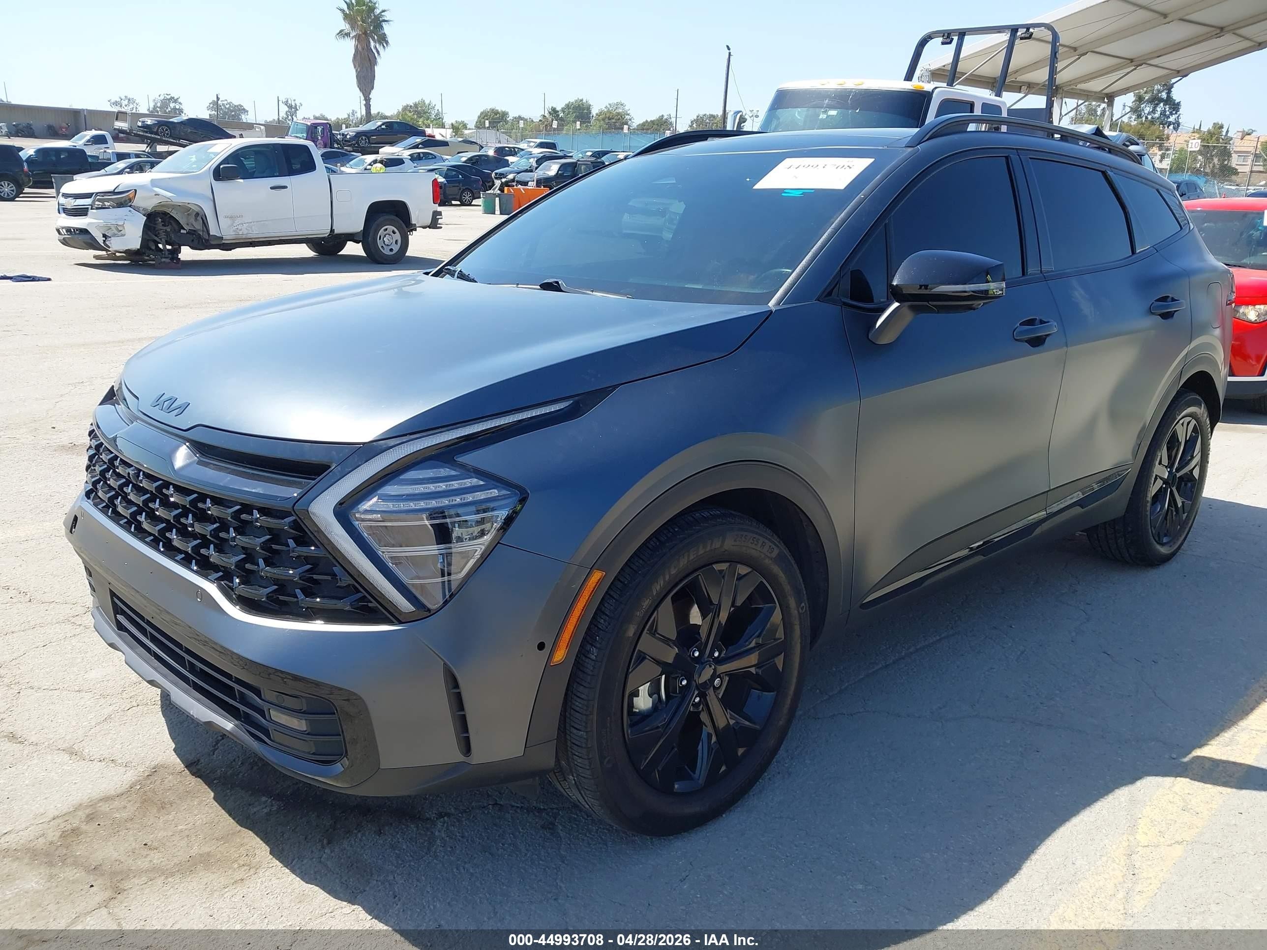2025 Kia Sportage Plug-in Hybrid X-line Prestige Gray vin: KNDPZDDH1S7235674