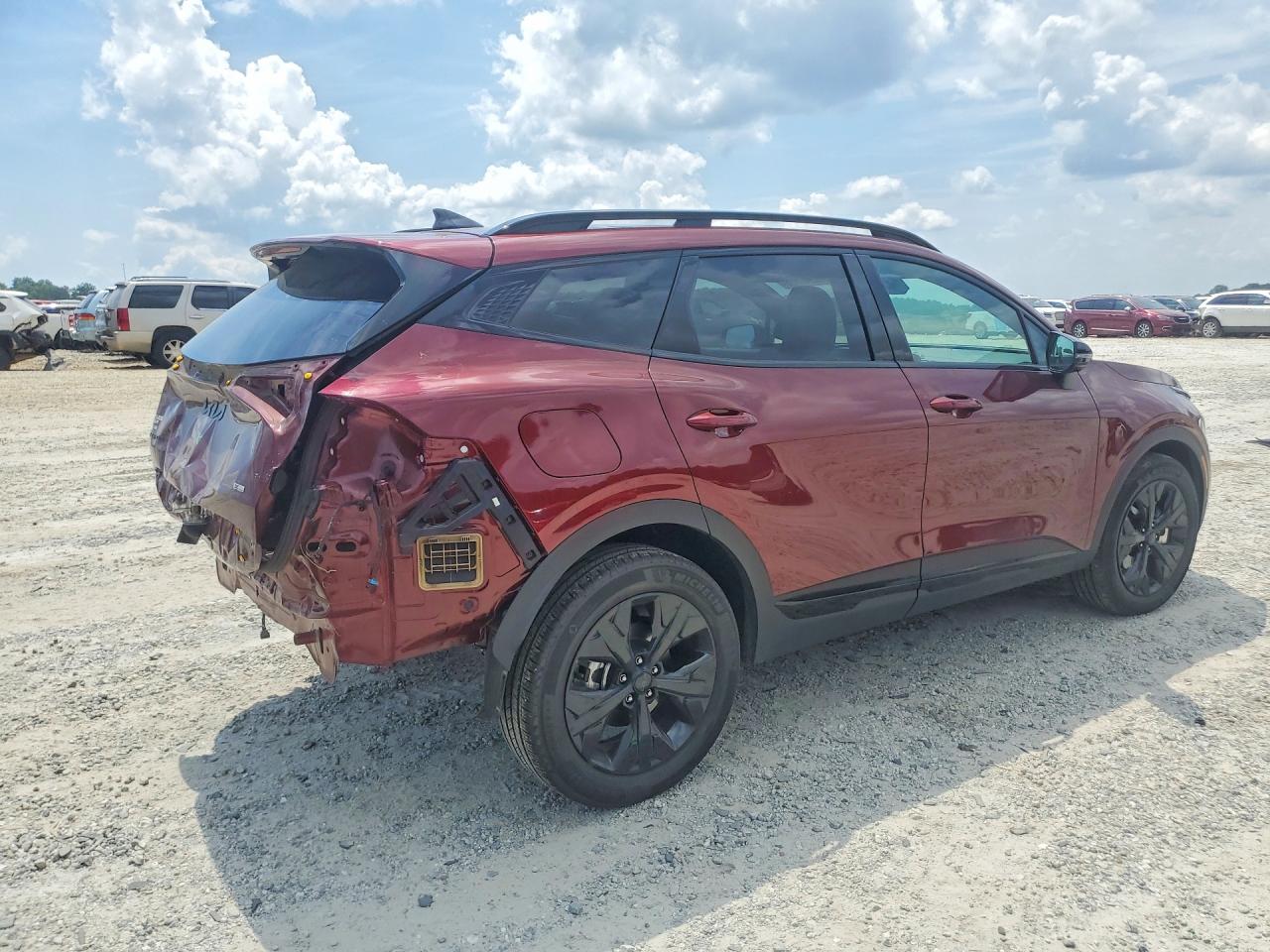 2025 Kia Sportage X-line Prestige Burgundy vin: KNDPZDDH3S7213479