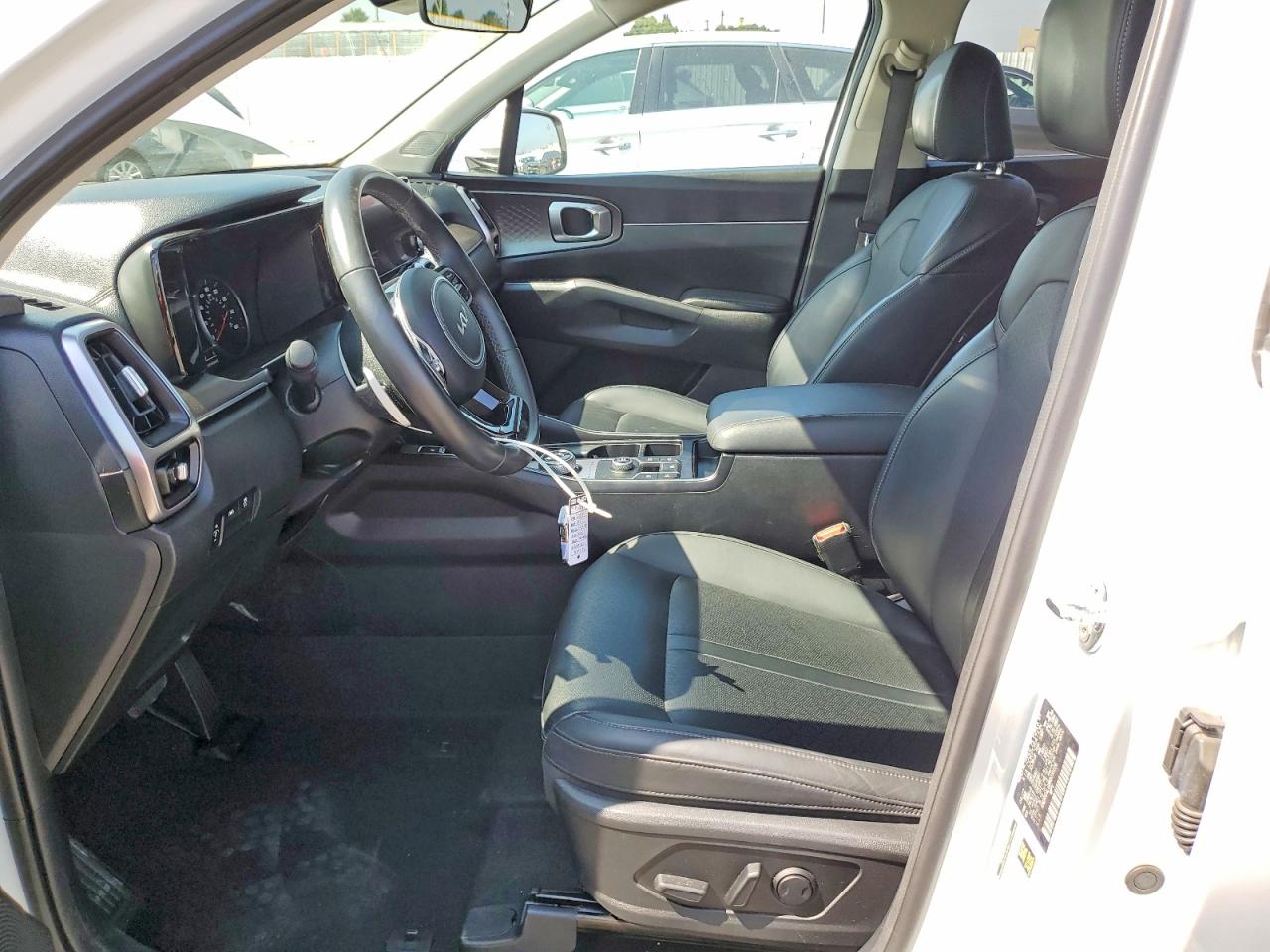 2022 Kia Sorento S White vin: KNDRG4LG8N5110226