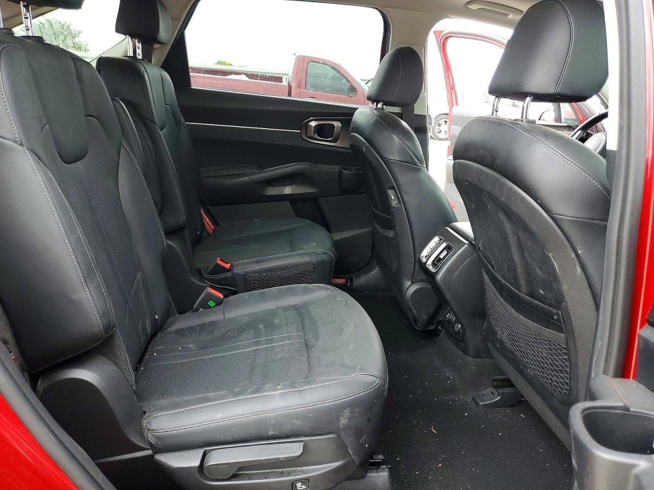 2021 Kia Sorento Ex Red vin: KNDRH4LG1M5036241