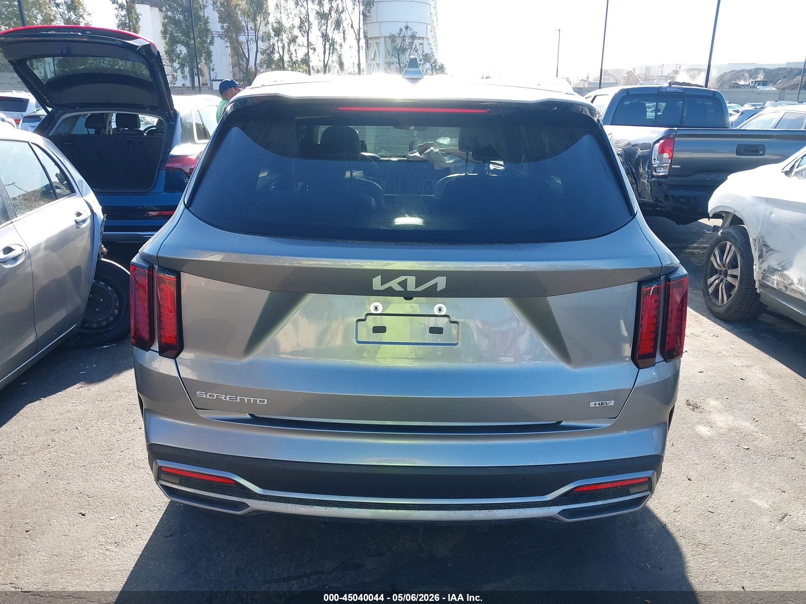 2024 Kia Sorento Hybrid Ex Silver vin: KNDRH4LG6R5259754