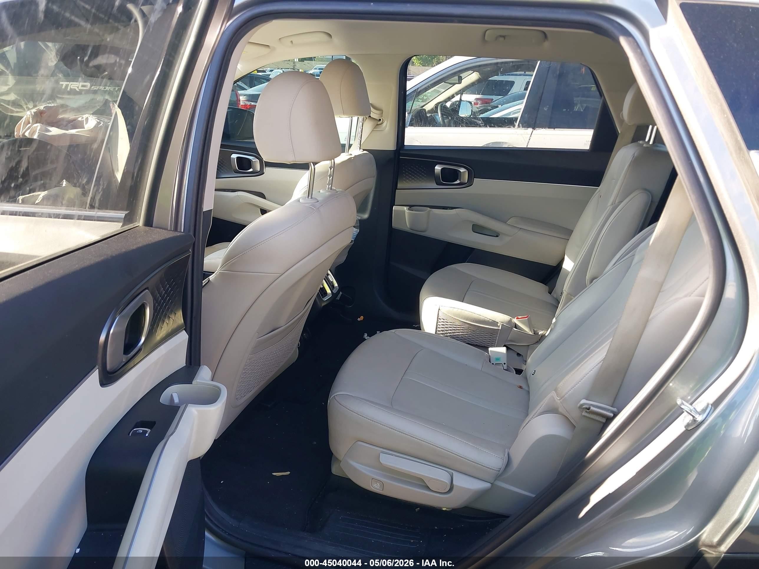 2024 Kia Sorento Hybrid Ex Silver vin: KNDRH4LG6R5259754