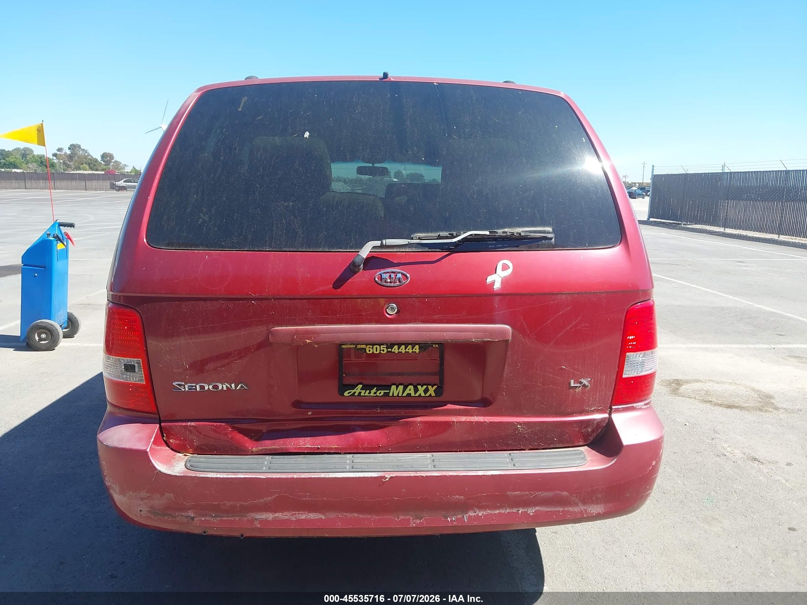 2005 Kia Sedona Ex/lx Red vin: KNDUP131156618567