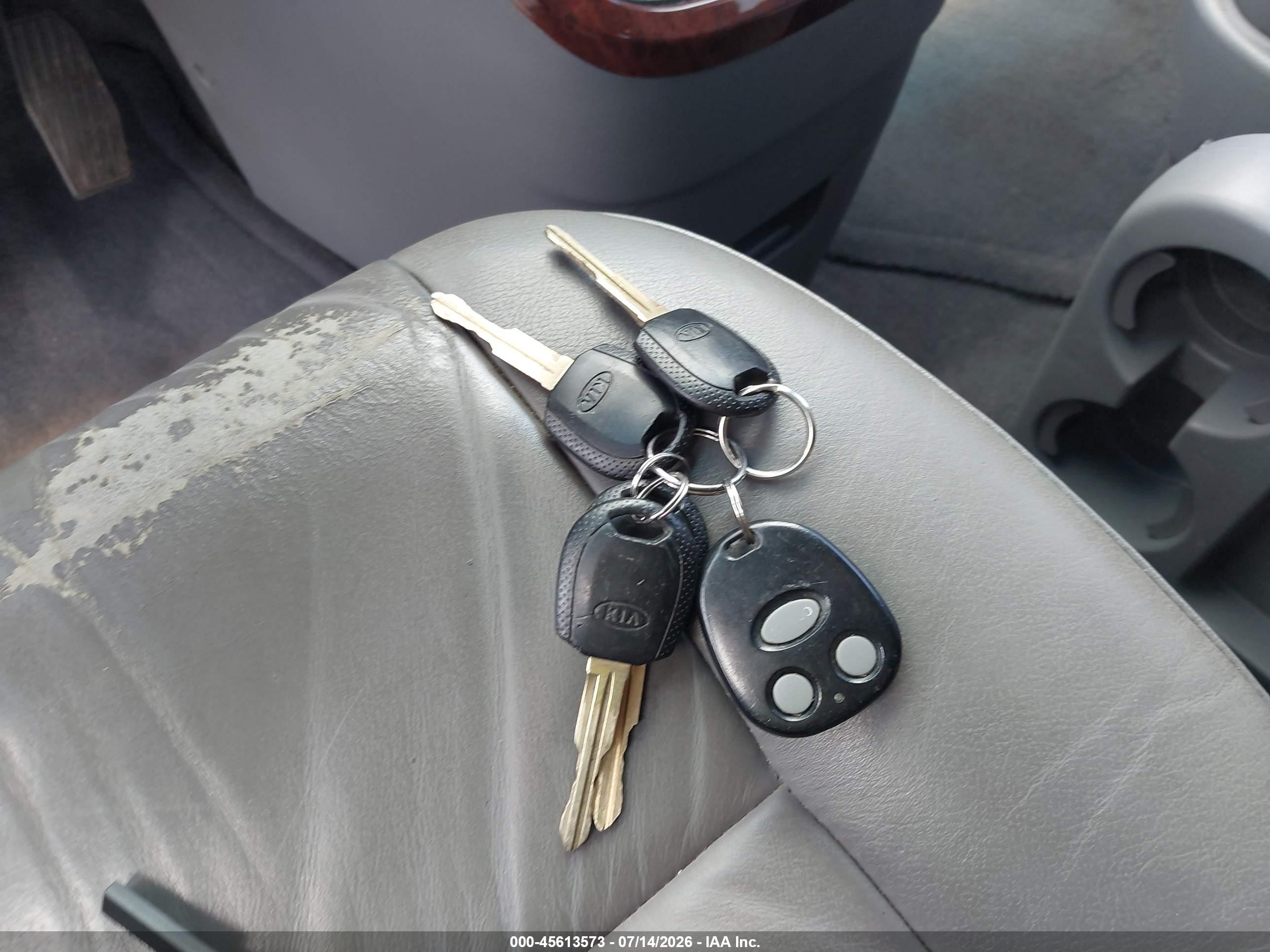 2003 Kia Sedona Ex/lx Синий vin: KNDUP131436344780