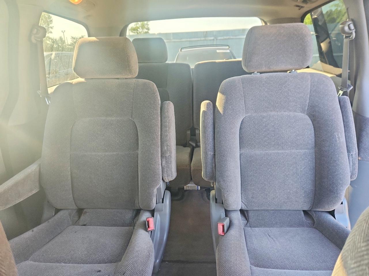 2003 Kia Sedona Lx Black vin: KNDUP131436345749