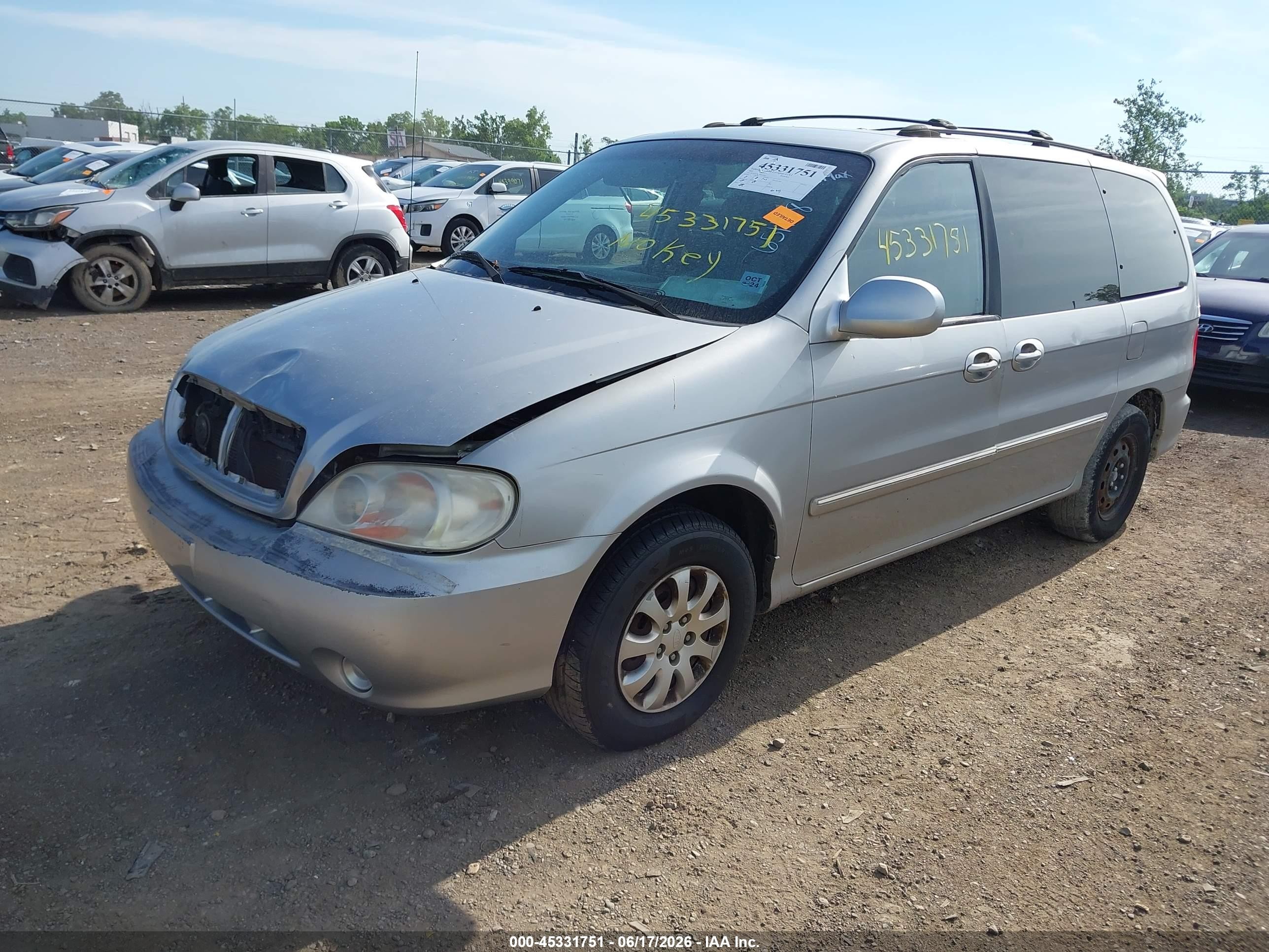 2005 Kia Sedona Ex/lx Silver vin: KNDUP131456651188