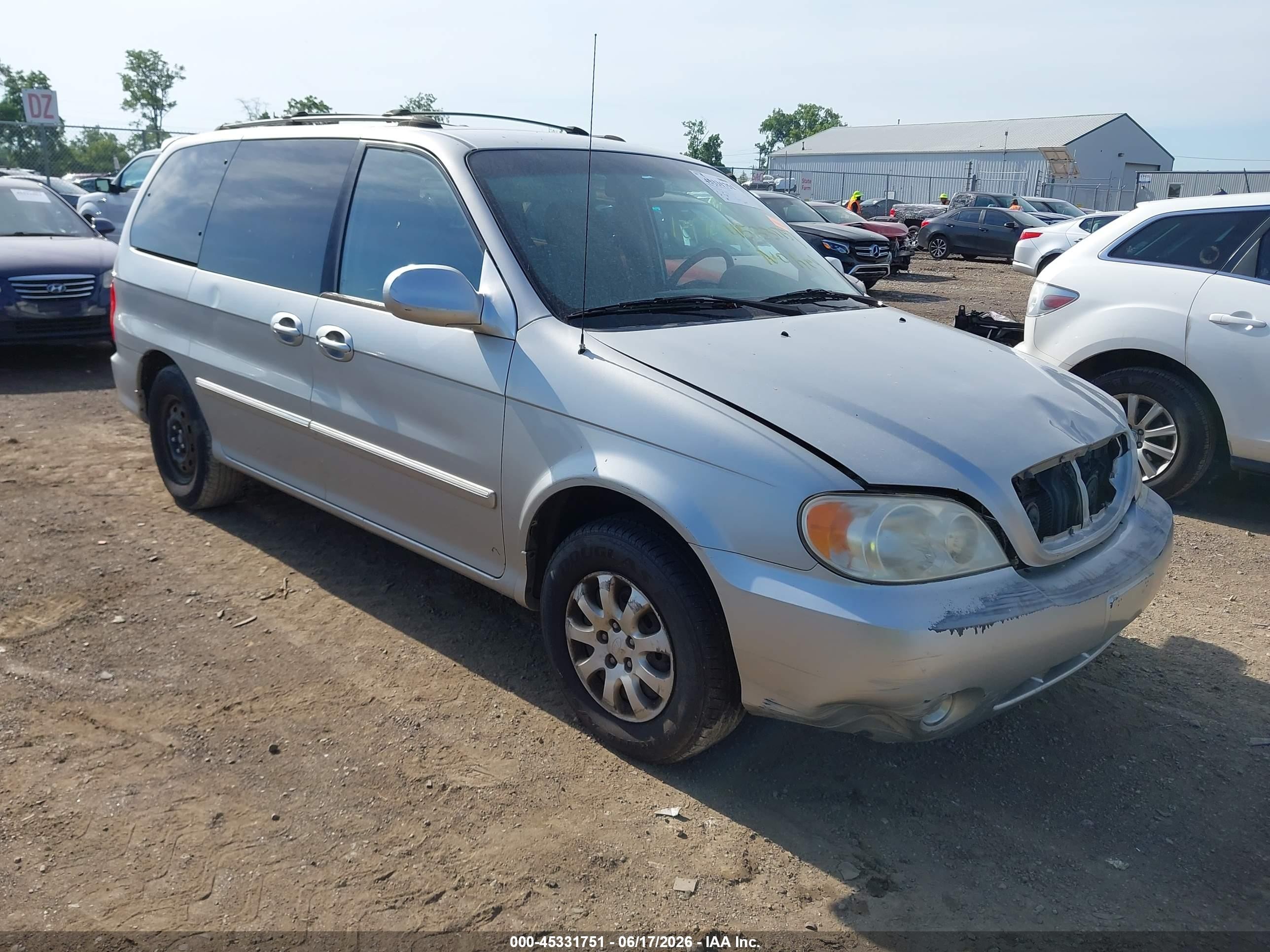 2005 Kia Sedona Ex/lx Silver vin: KNDUP131456651188