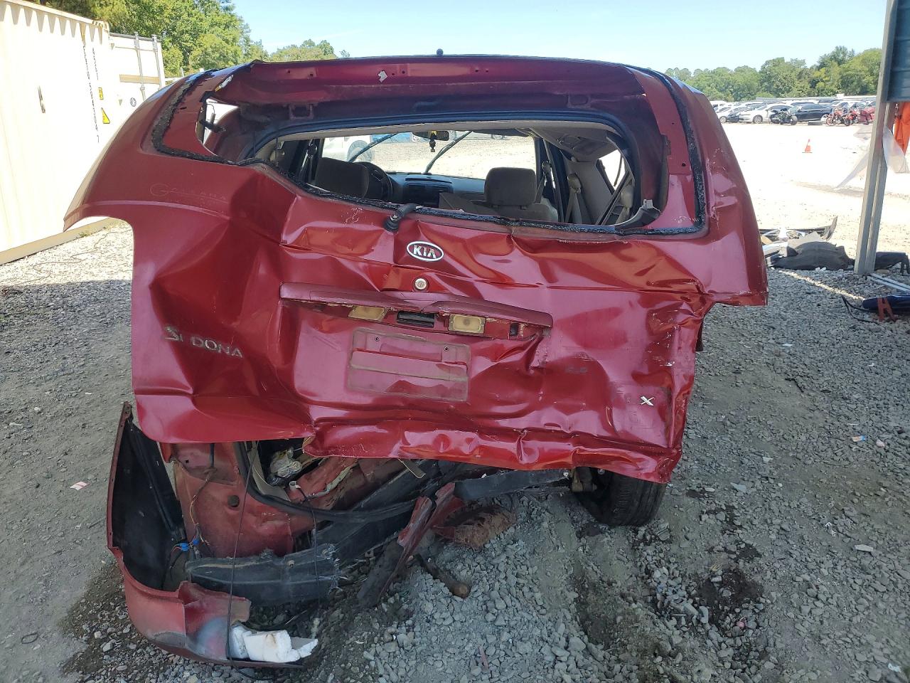2005 Kia Sedona Lx Red vin: KNDUP131456666242