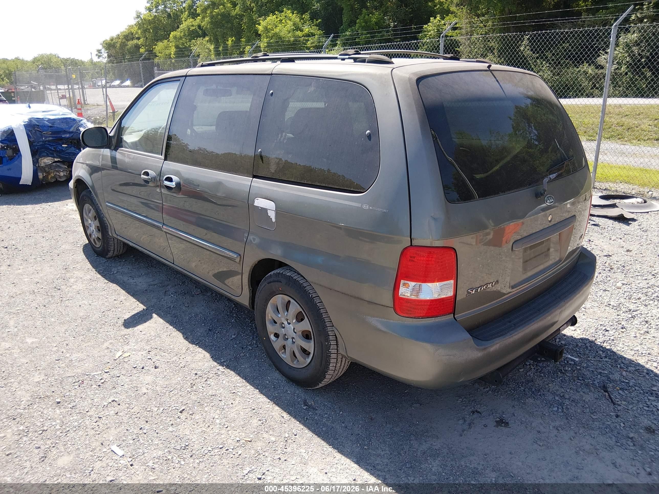 2005 Kia Sedona Ex/lx Серый vin: KNDUP131556680098