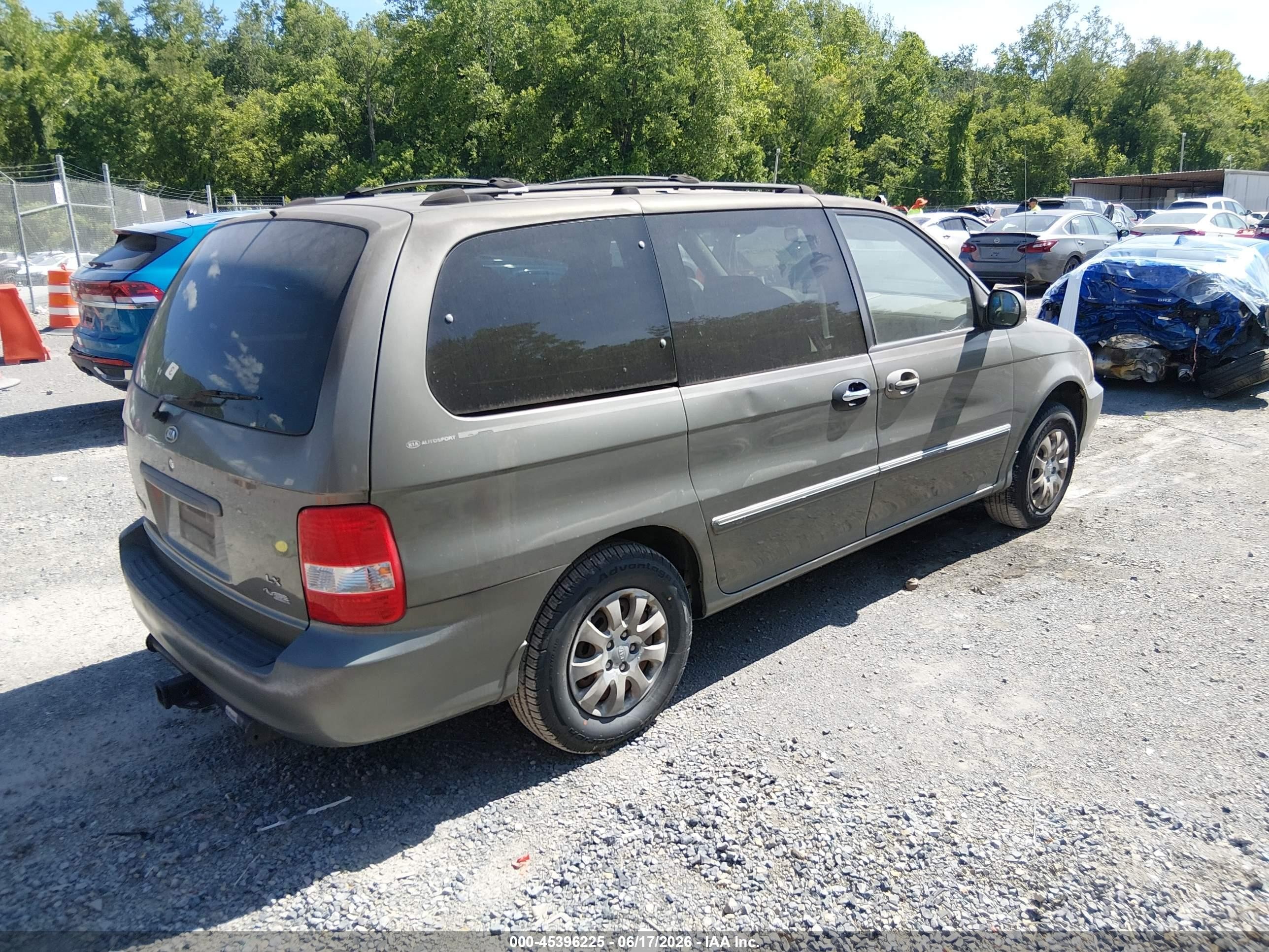 2005 Kia Sedona Ex/lx Серый vin: KNDUP131556680098