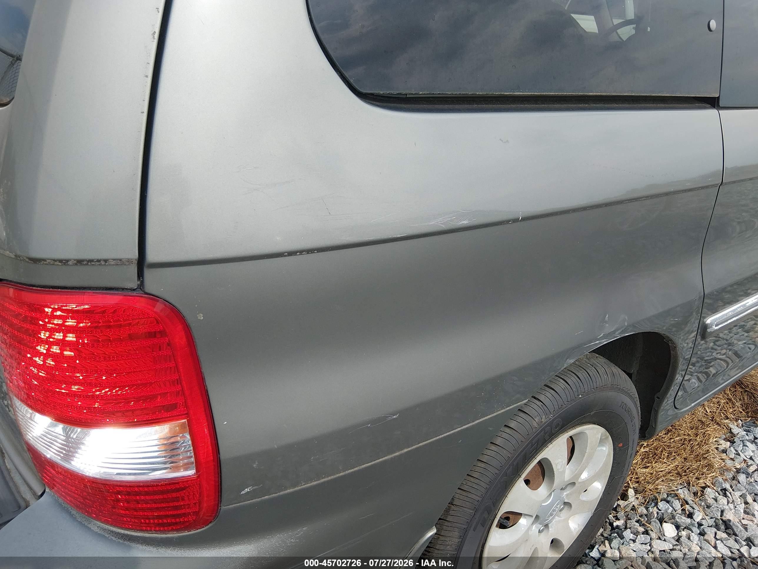 2005 Kia Sedona Ex/lx Gray vin: KNDUP131756666249