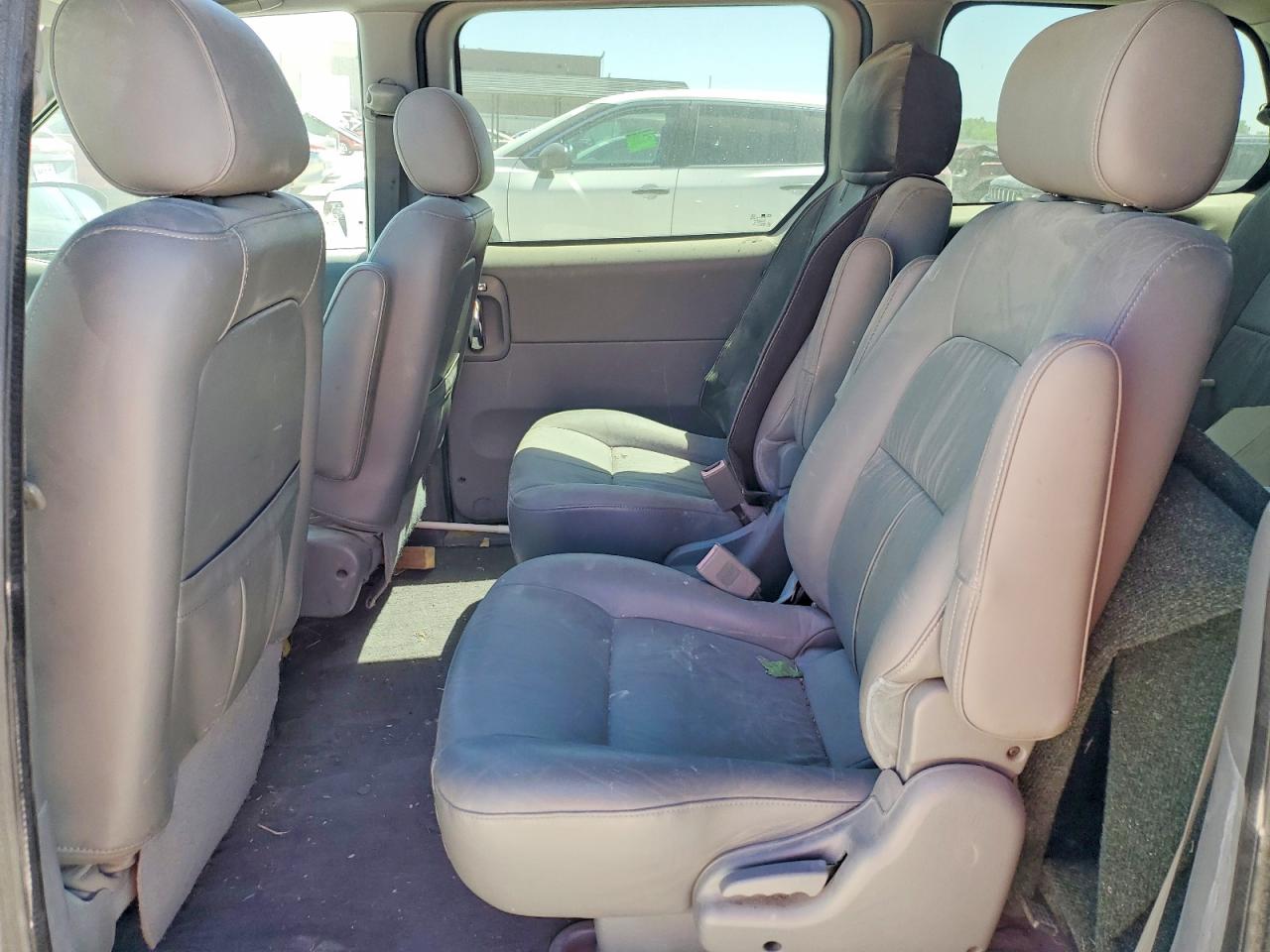 2003 Kia Sedona Lx Зеленый vin: KNDUP131836467479