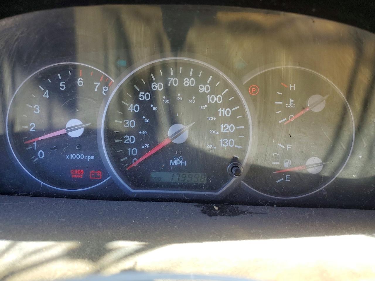 2003 Kia Sedona Lx Зеленый vin: KNDUP131836467479