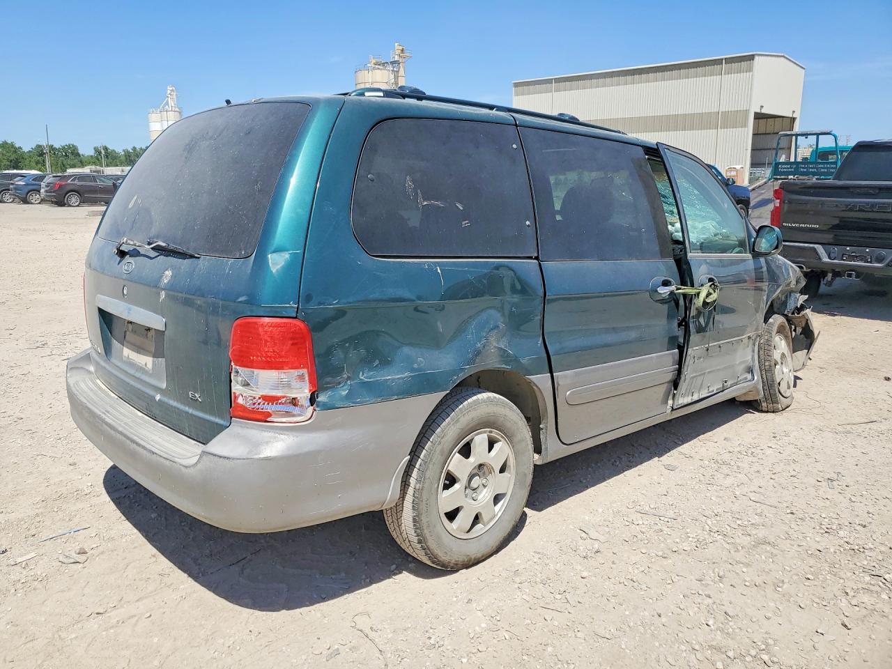 2003 Kia Sedona Lx Зеленый vin: KNDUP131836467479