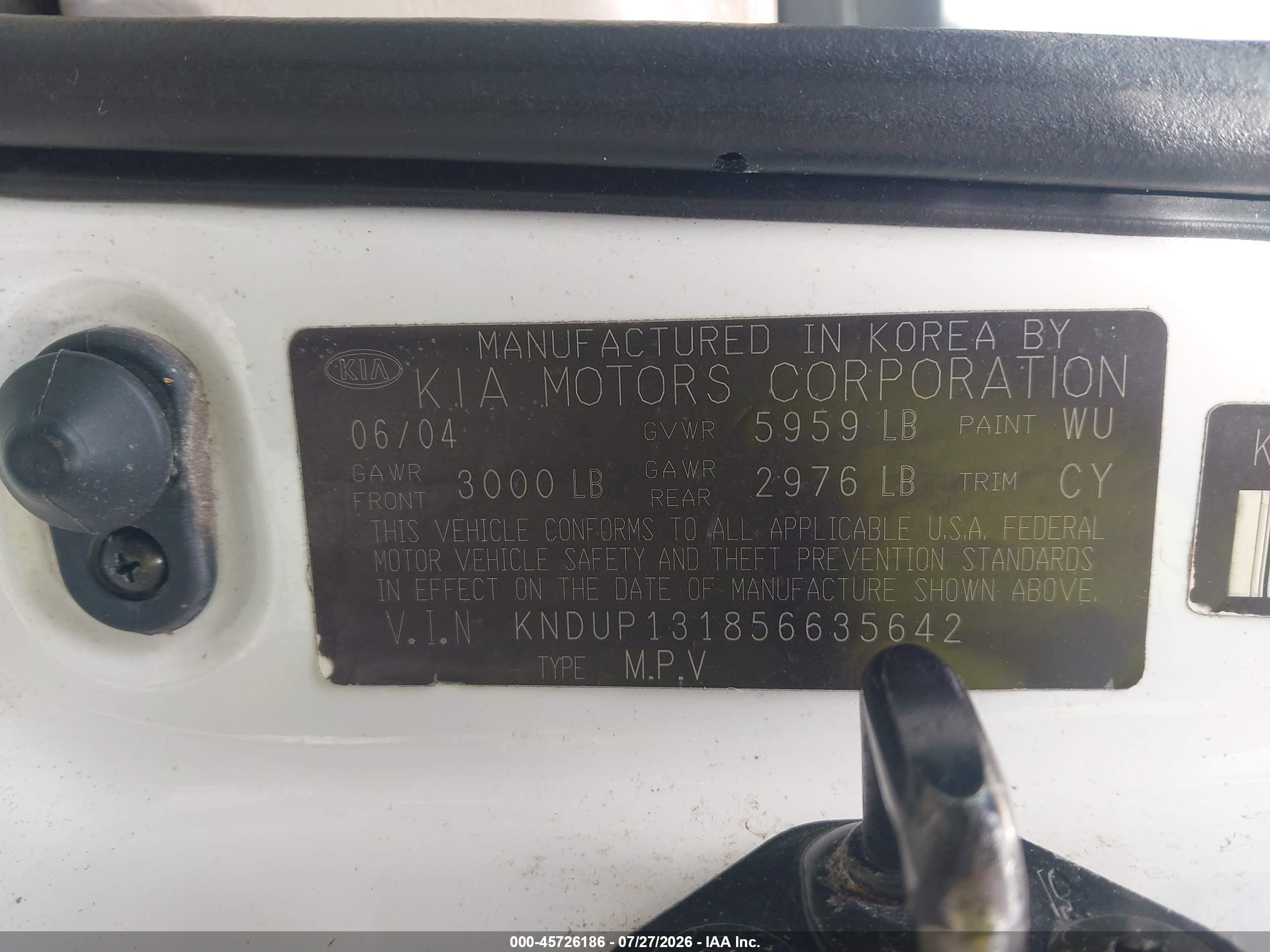 2005 Kia Sedona Ex/lx White vin: KNDUP131856635642