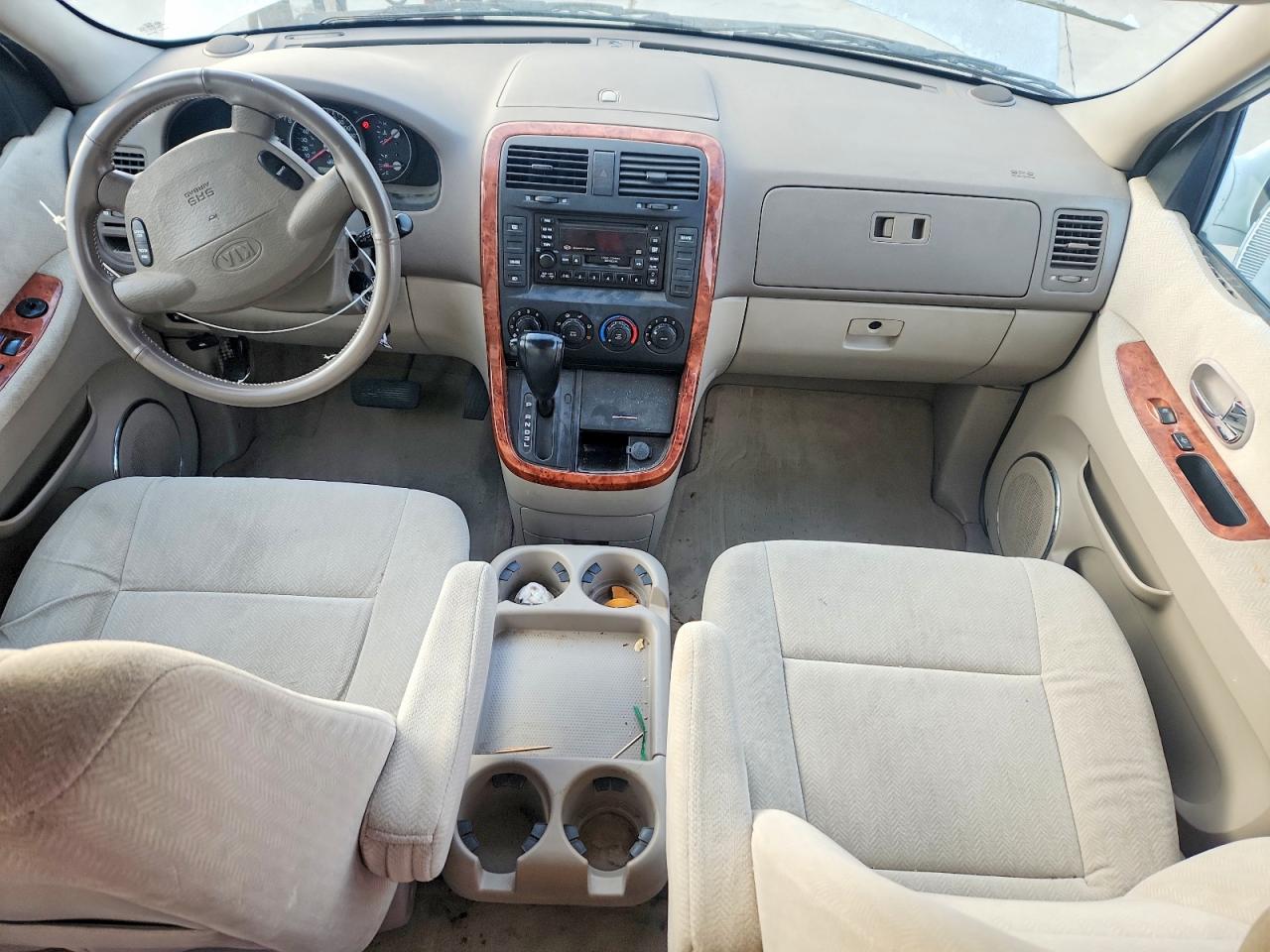 2005 Kia Sedona Lx White vin: KNDUP132156705085