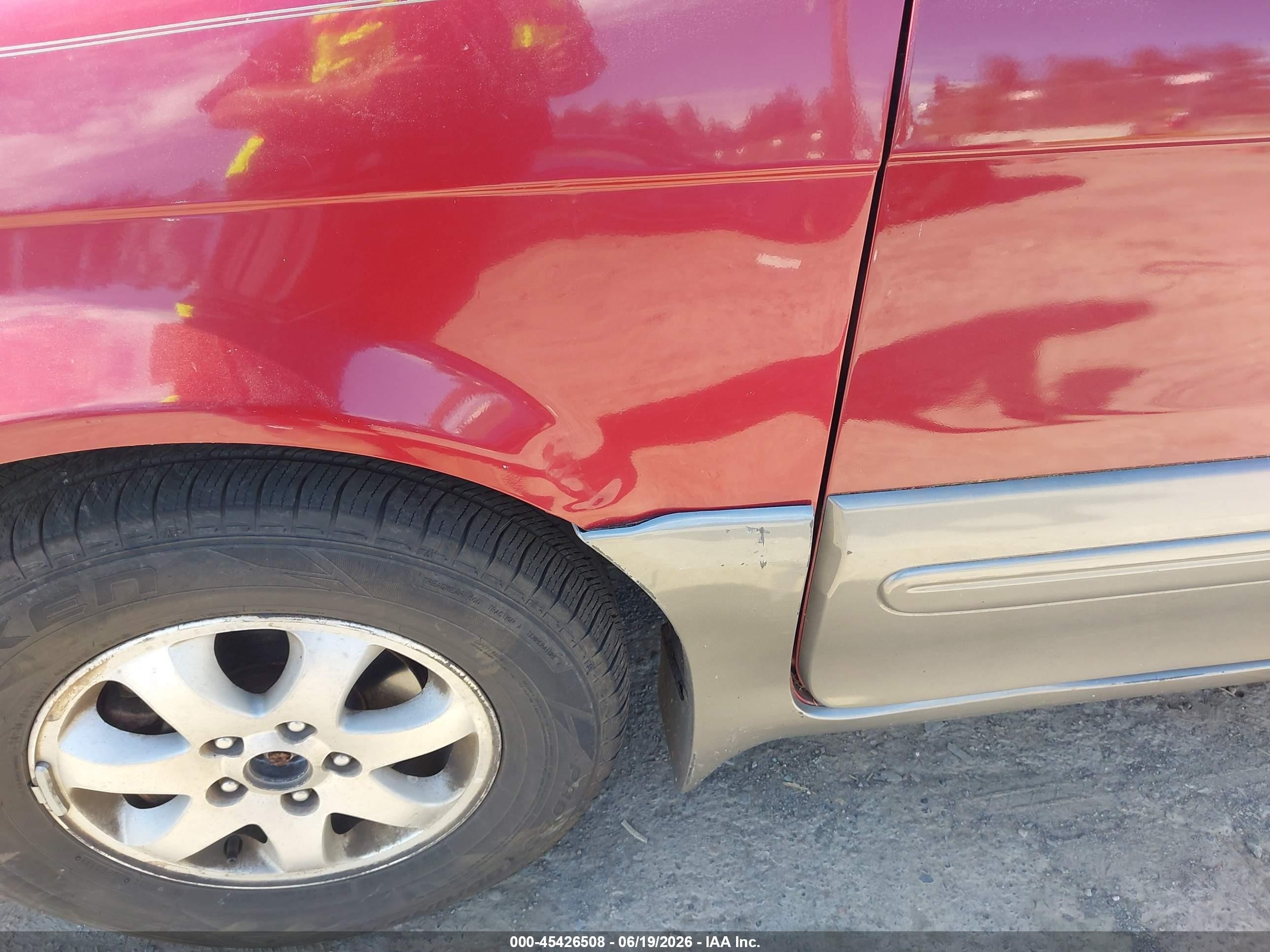 2005 Kia Sedona Ex/lx Red vin: KNDUP132456690520