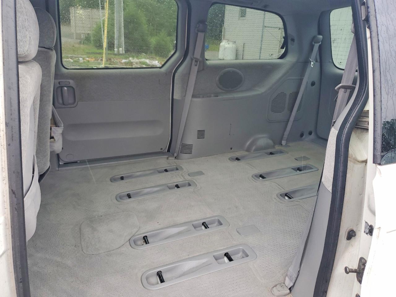 2005 Kia Sedona Lx Белый vin: KNDUP132756679088
