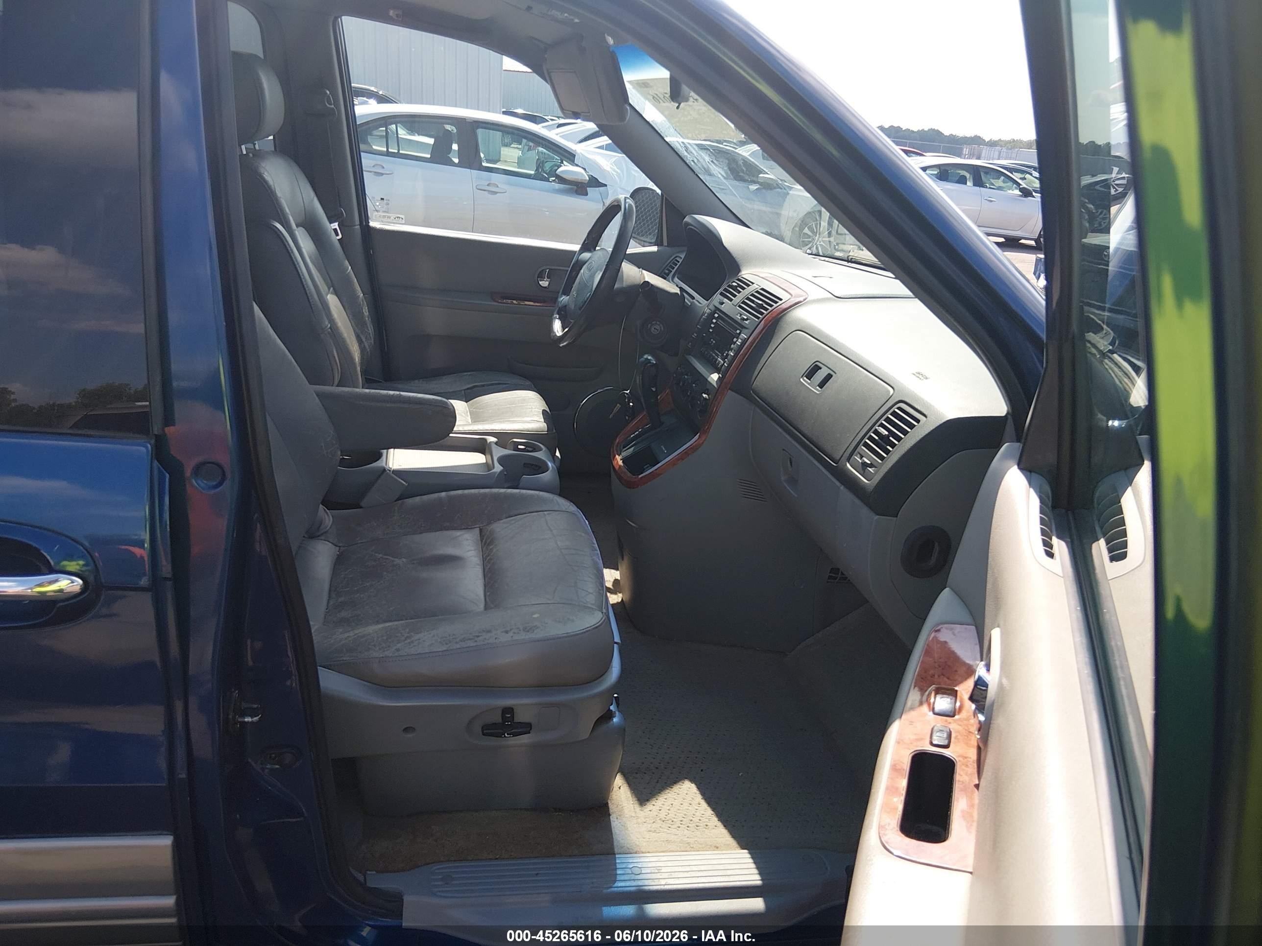 2005 Kia Sedona Ex/lx Blue vin: KNDUP132856684753