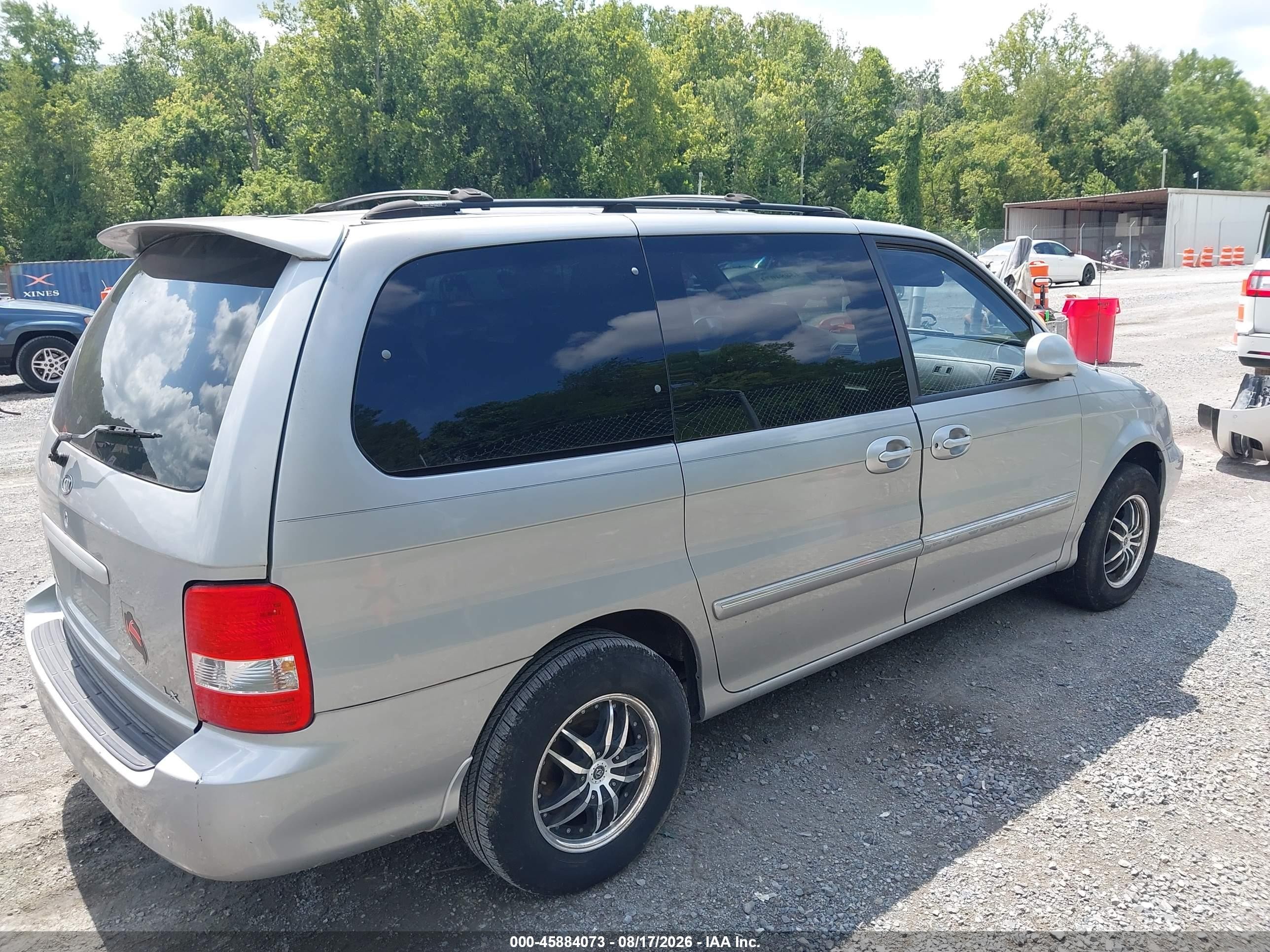 2005 Kia Sedona Ex/lx Silver vin: KNDUP132856726953
