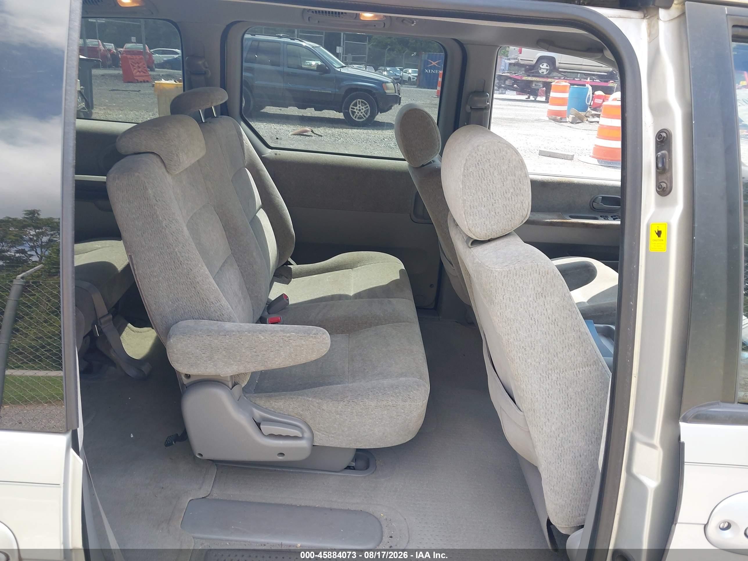 2005 Kia Sedona Ex/lx Silver vin: KNDUP132856726953