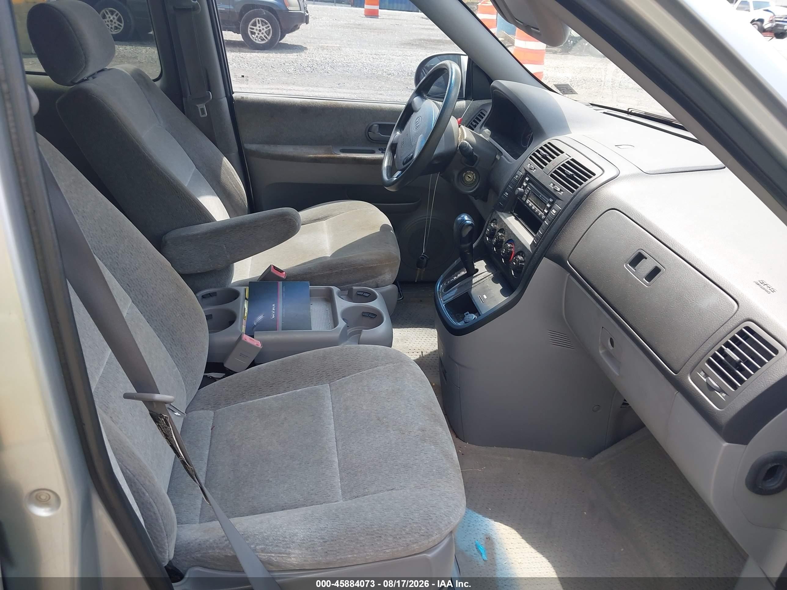 2005 Kia Sedona Ex/lx Silver vin: KNDUP132856726953