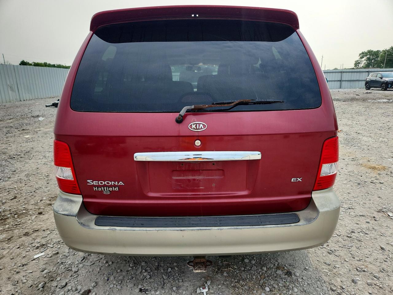 2005 Kia Sedona Lx Красный vin: KNDUP132956673020