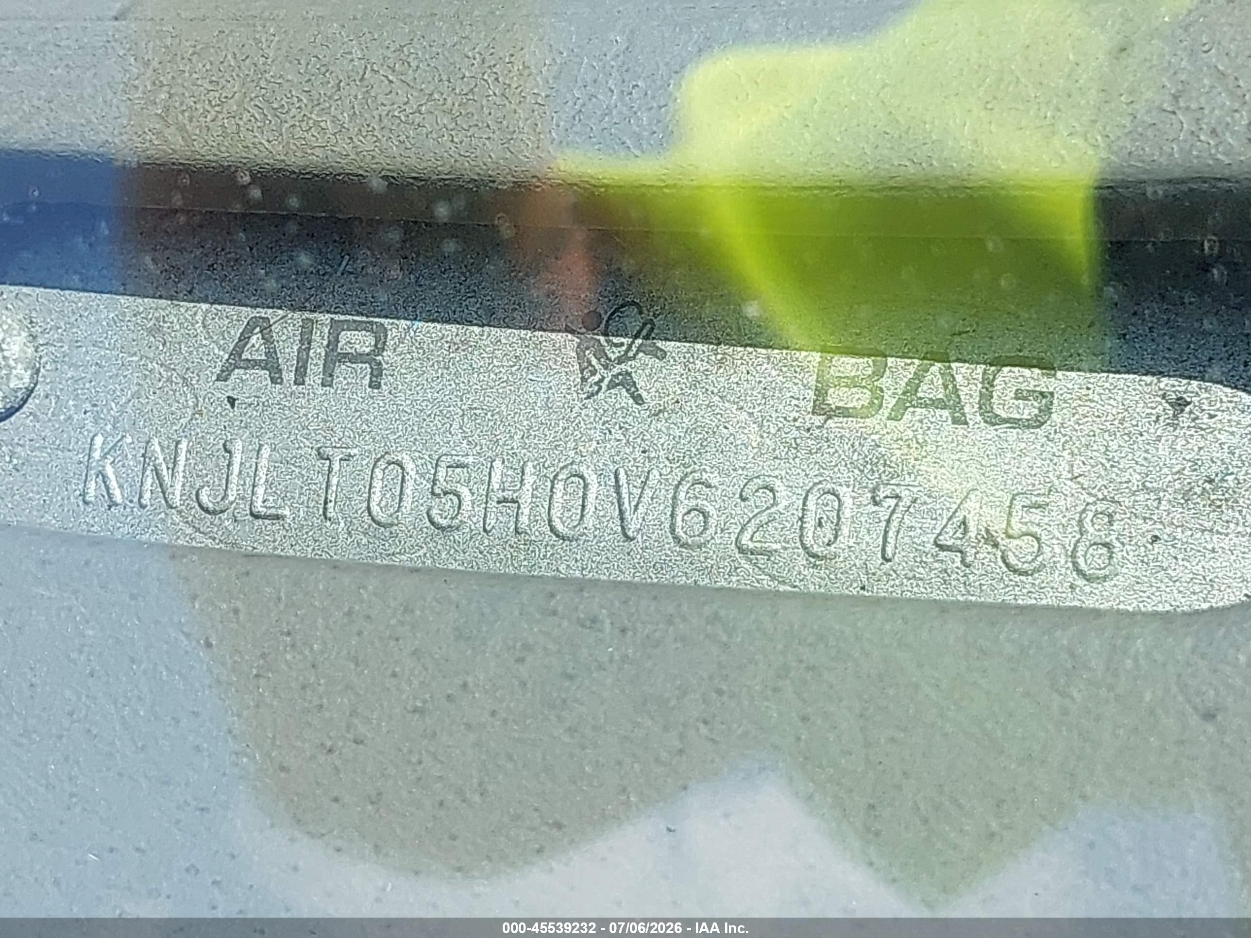 1997 Ford Aspire   Красный vin: KNJLT05H0V6207458