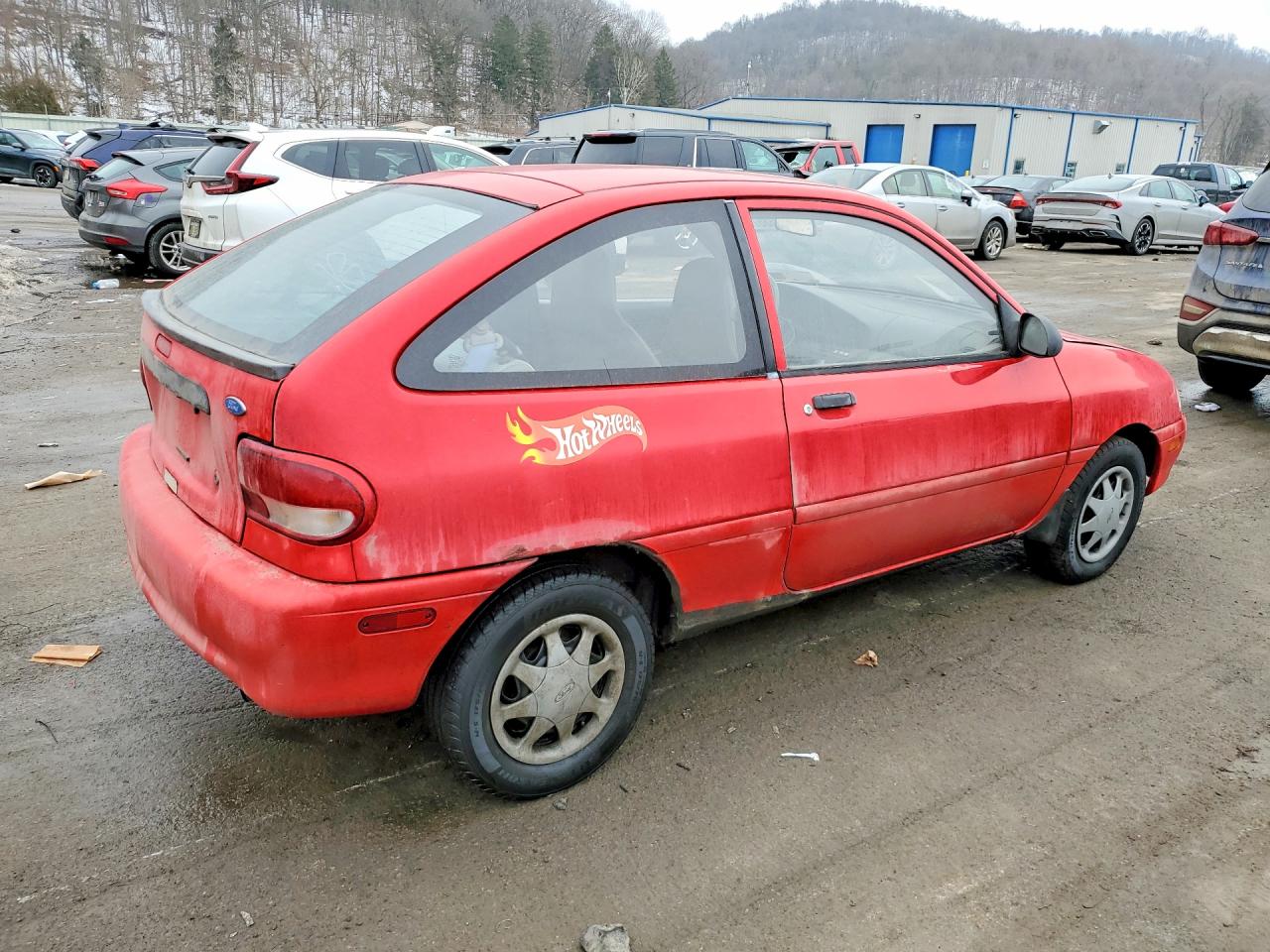 1997 Ford Aspire Красный vin: KNJLT05H0V6228374