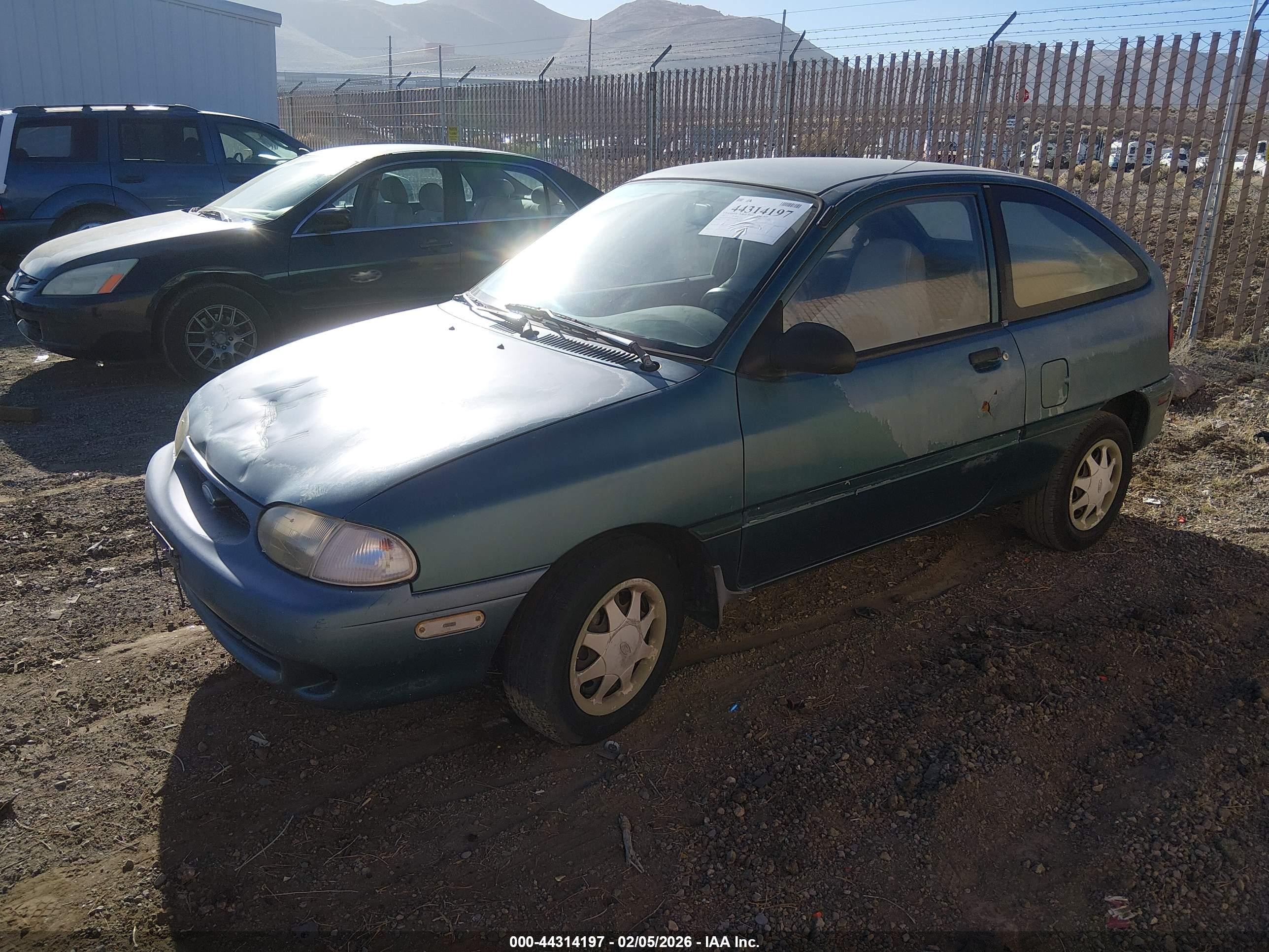 1997 Ford Aspire   Зеленый vin: KNJLT05H2V6200494
