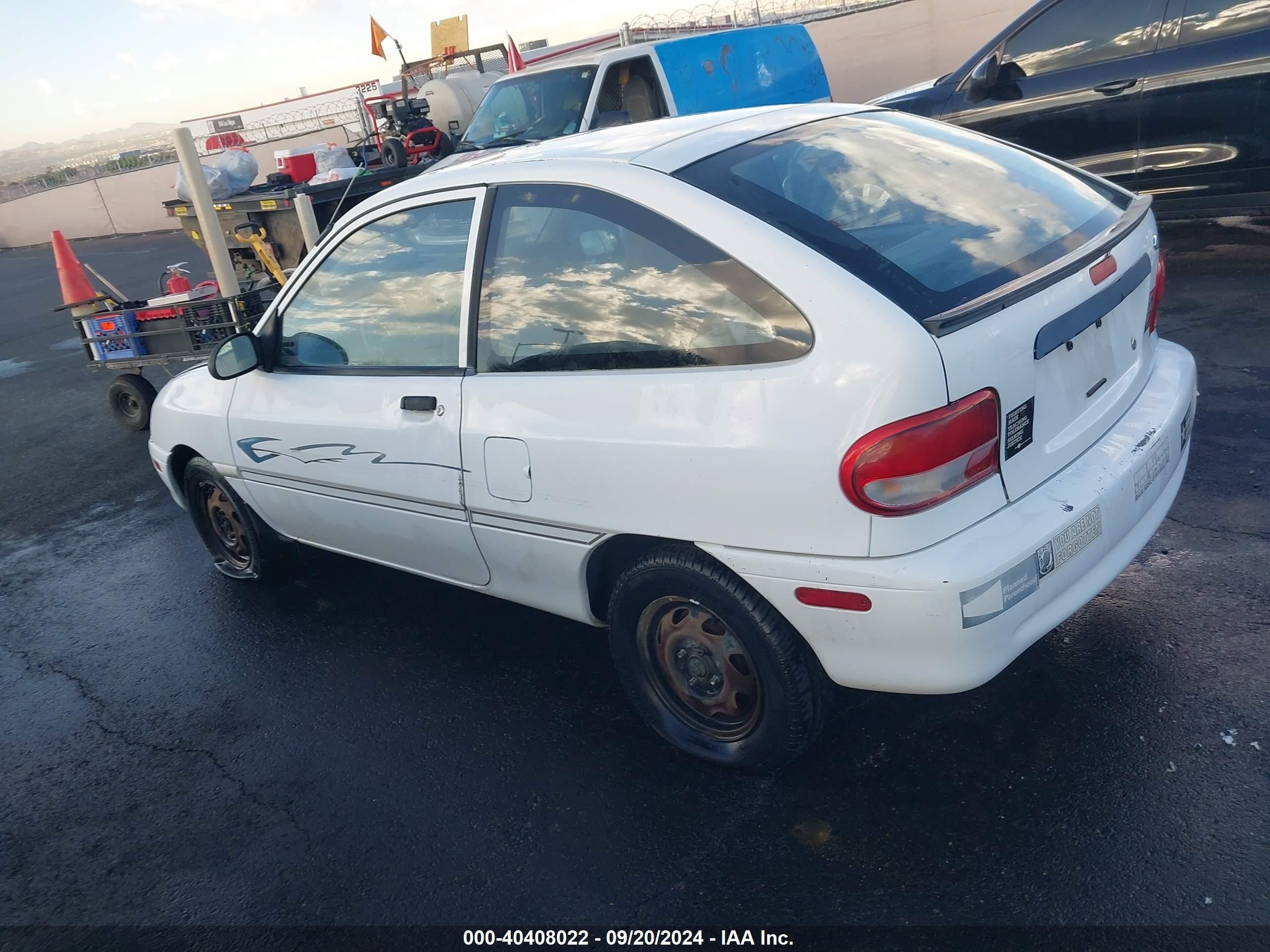 1997 Ford Aspire   Белый vin: KNJLT05H5V6232310