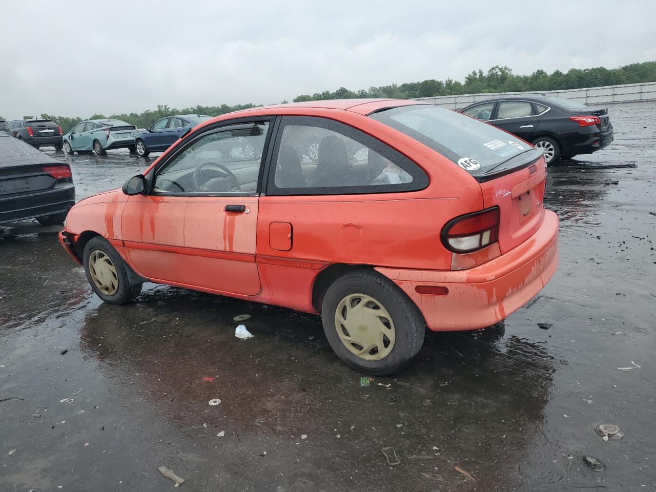 1994 Ford Aspire  Red vin: KNJLT05HXR6137229