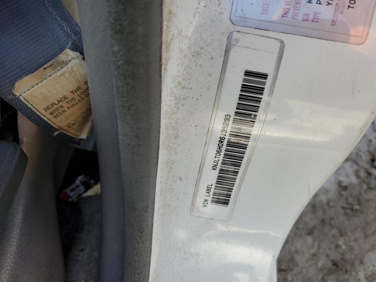 1994 Ford Aspire  White vin: KNJLT06H0R6135293