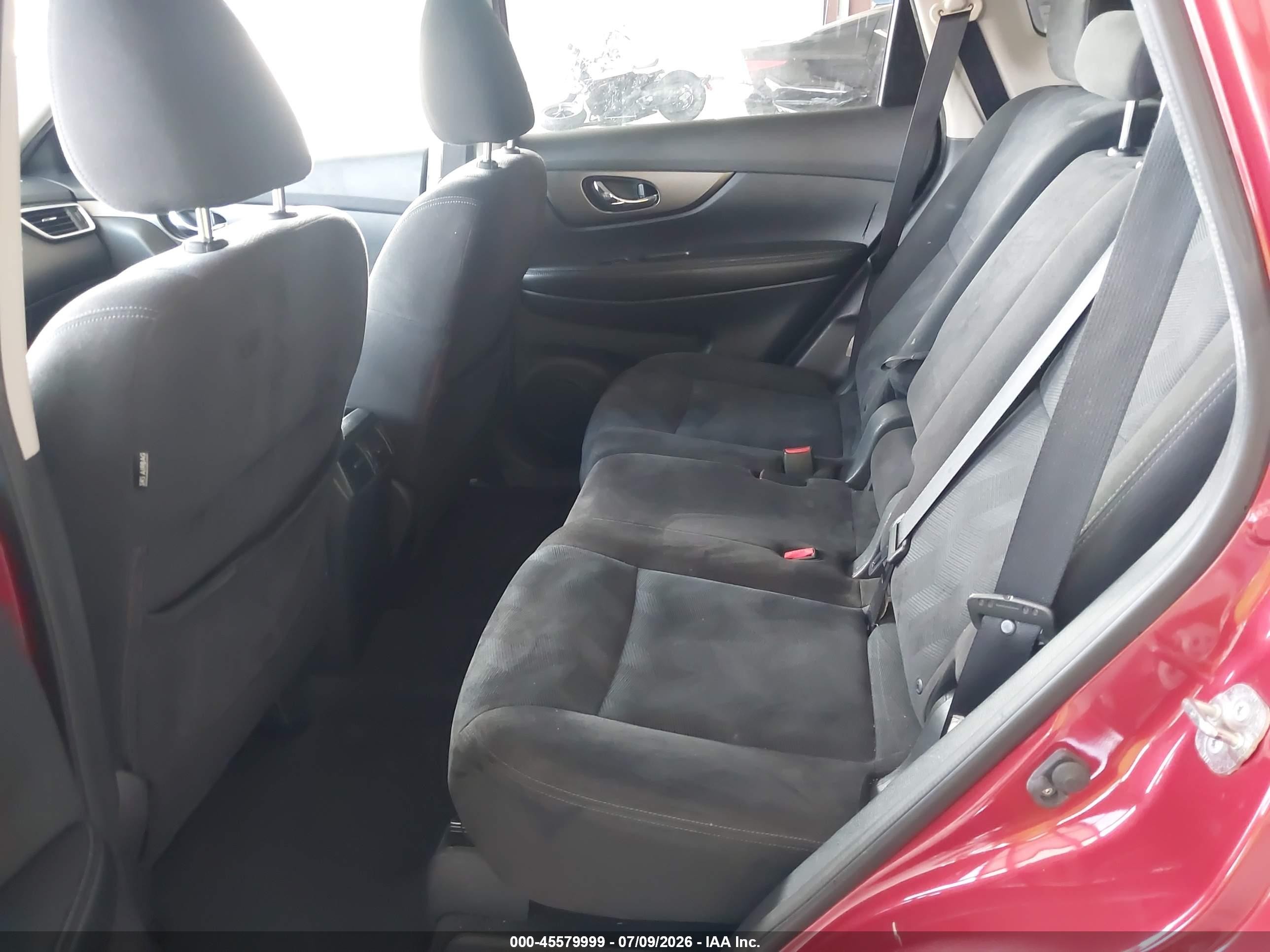 2015 Nissan Rogue Sv Красный vin: KNMAT2MT0FP501448