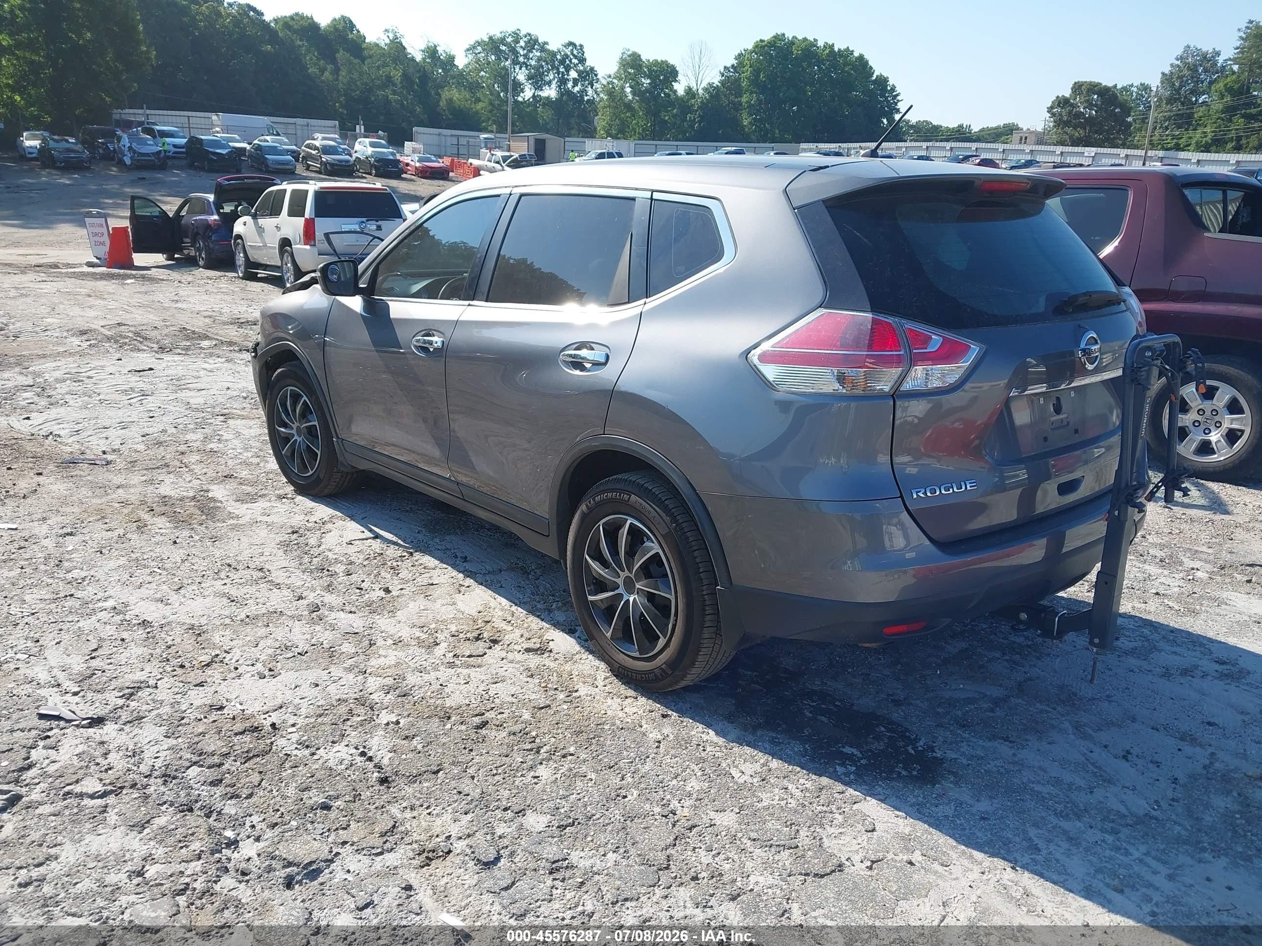 2015 Nissan Rogue S Gray vin: KNMAT2MT0FP505290