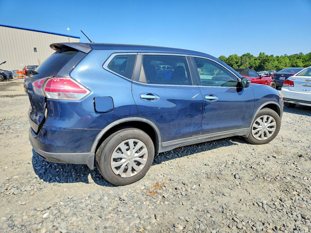2015 Nissan Rogue S Blue vin: KNMAT2MT0FP515656