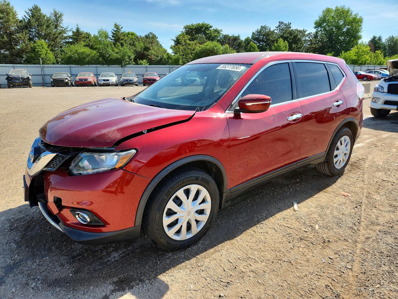 2015 Nissan Rogue S Red vin: KNMAT2MT0FP518430