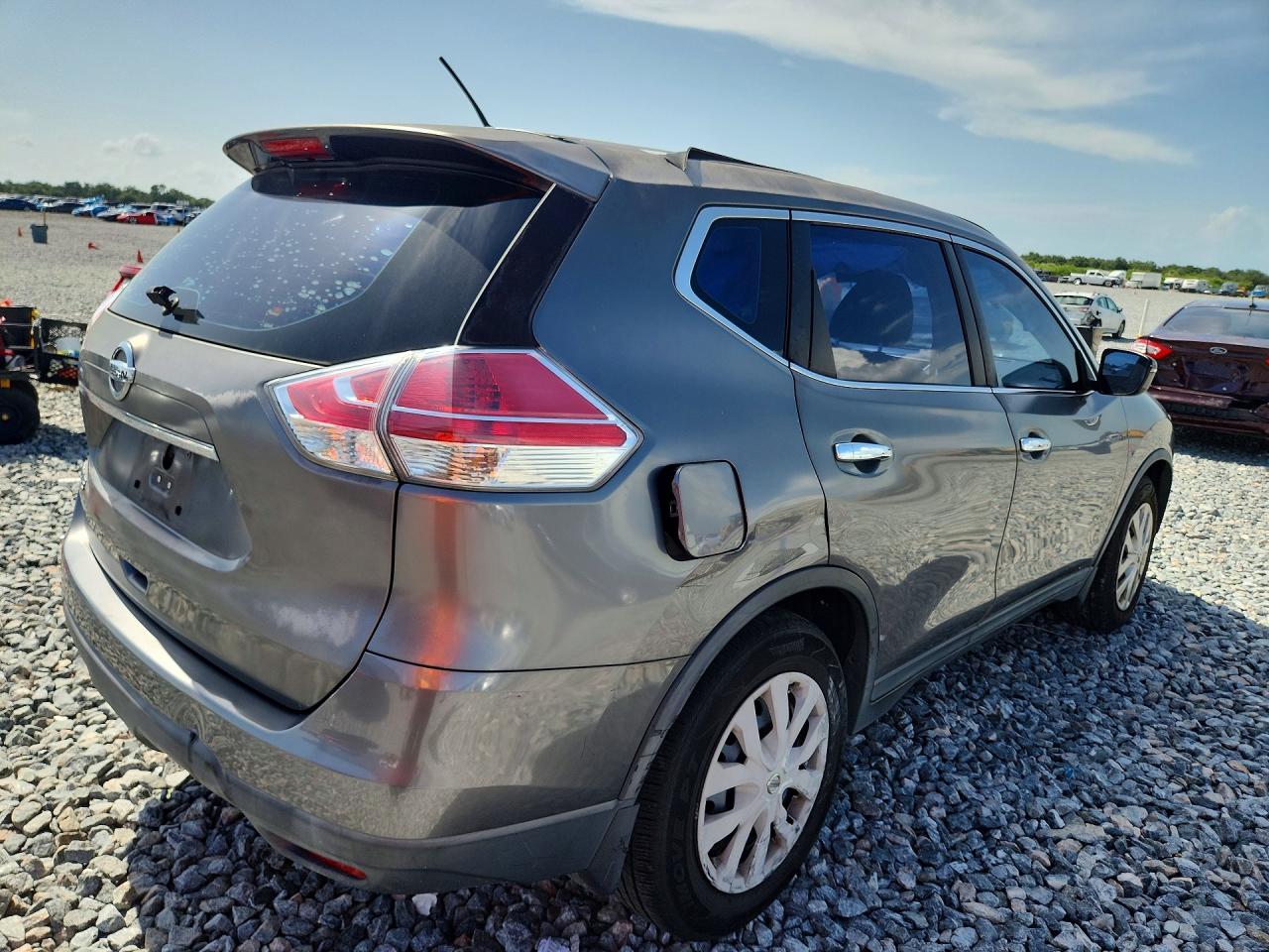 2015 Nissan Rogue S Gray vin: KNMAT2MT0FP523899