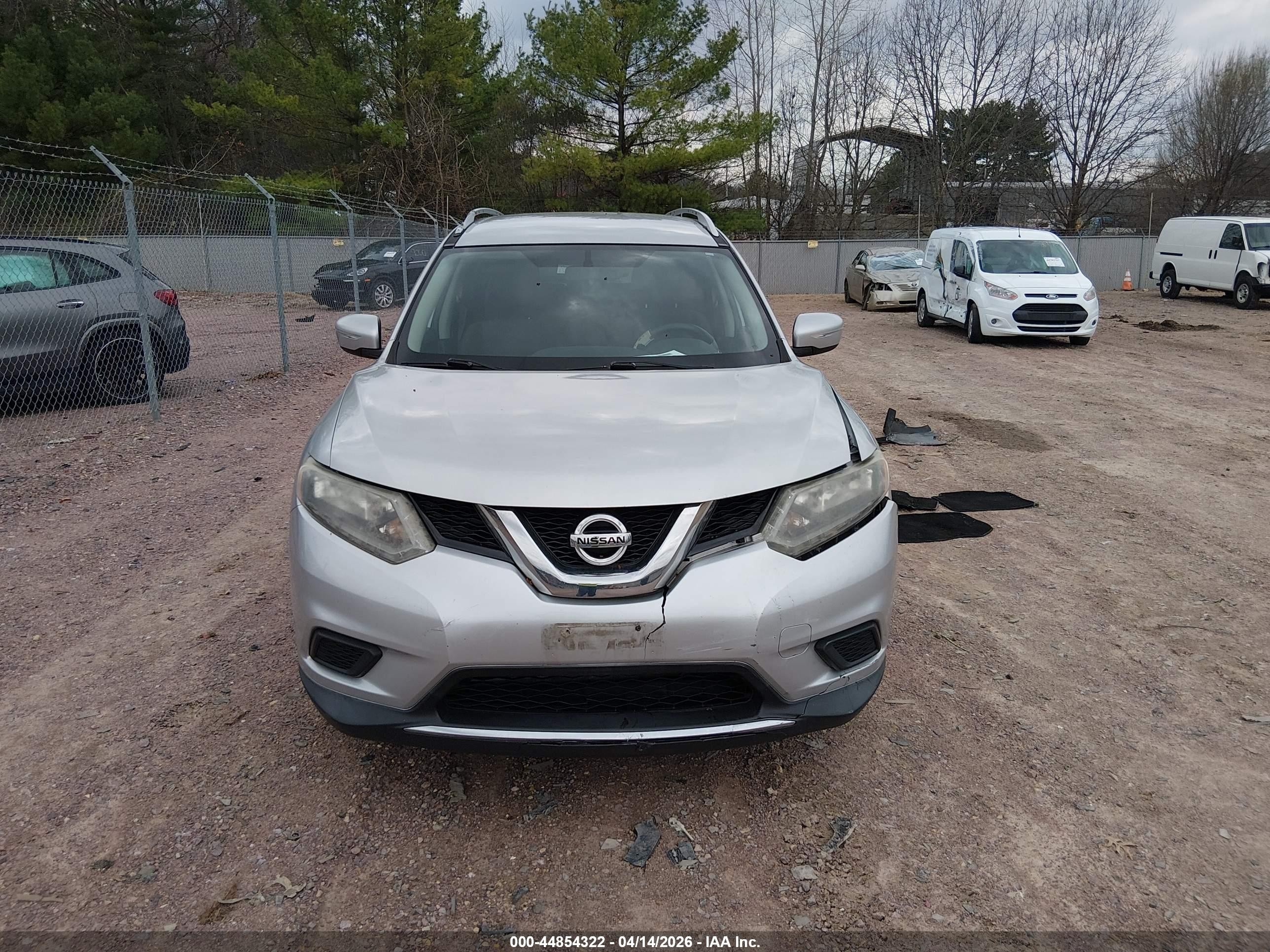 2015 Nissan Rogue Sv Silver vin: KNMAT2MT0FP541612
