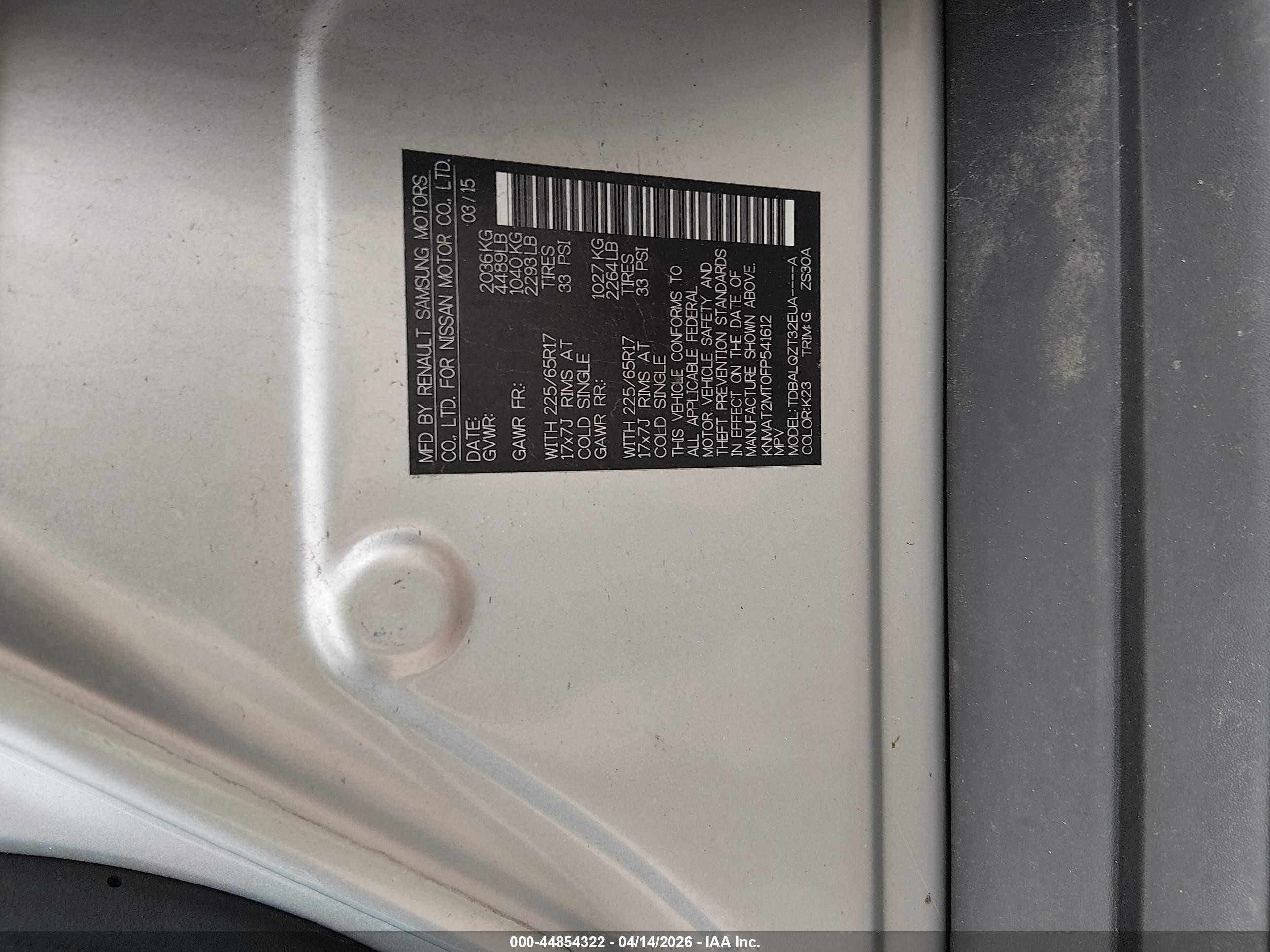 2015 Nissan Rogue Sv Silver vin: KNMAT2MT0FP541612