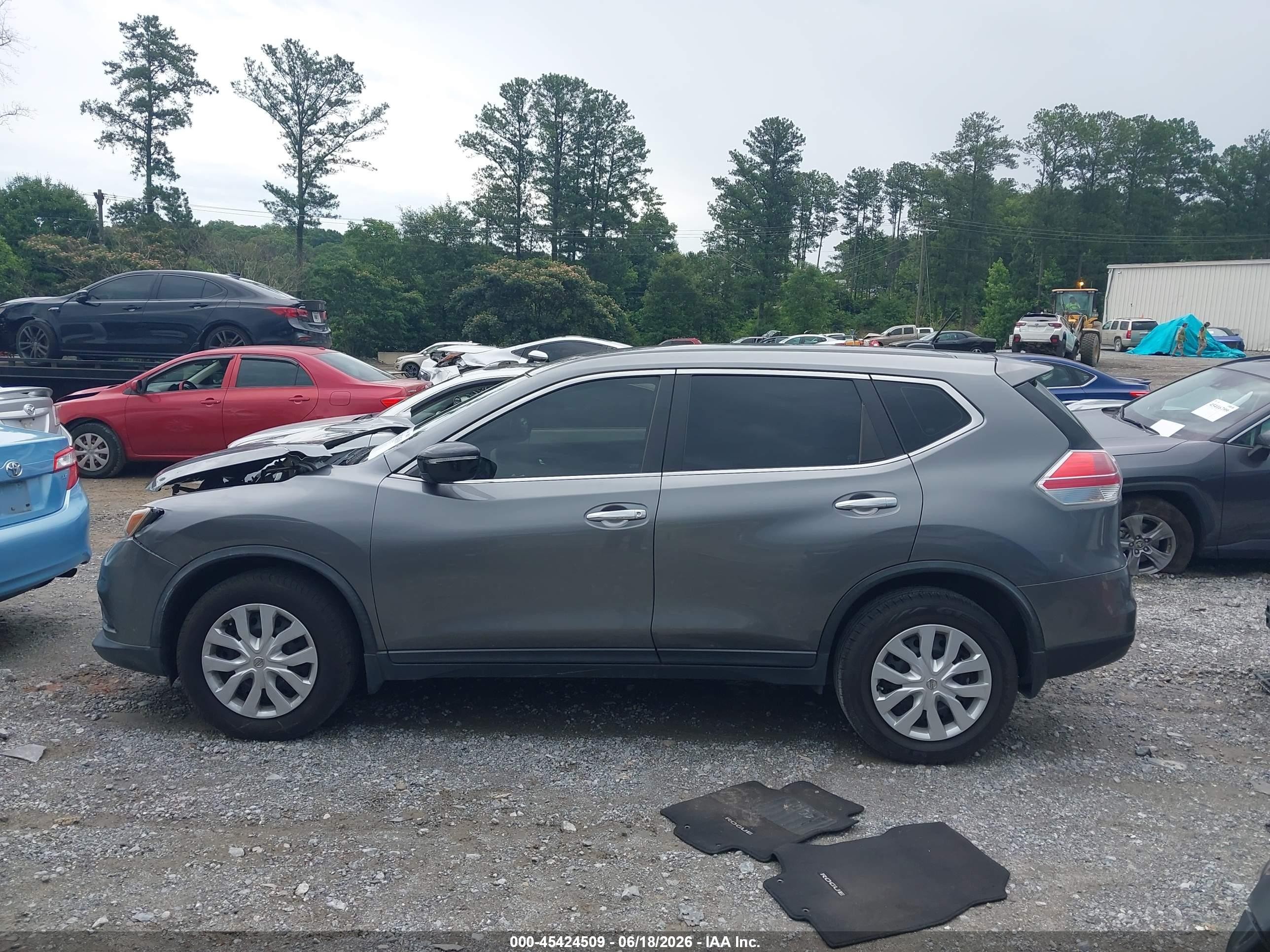 2015 Nissan Rogue S Gray vin: KNMAT2MT0FP558071