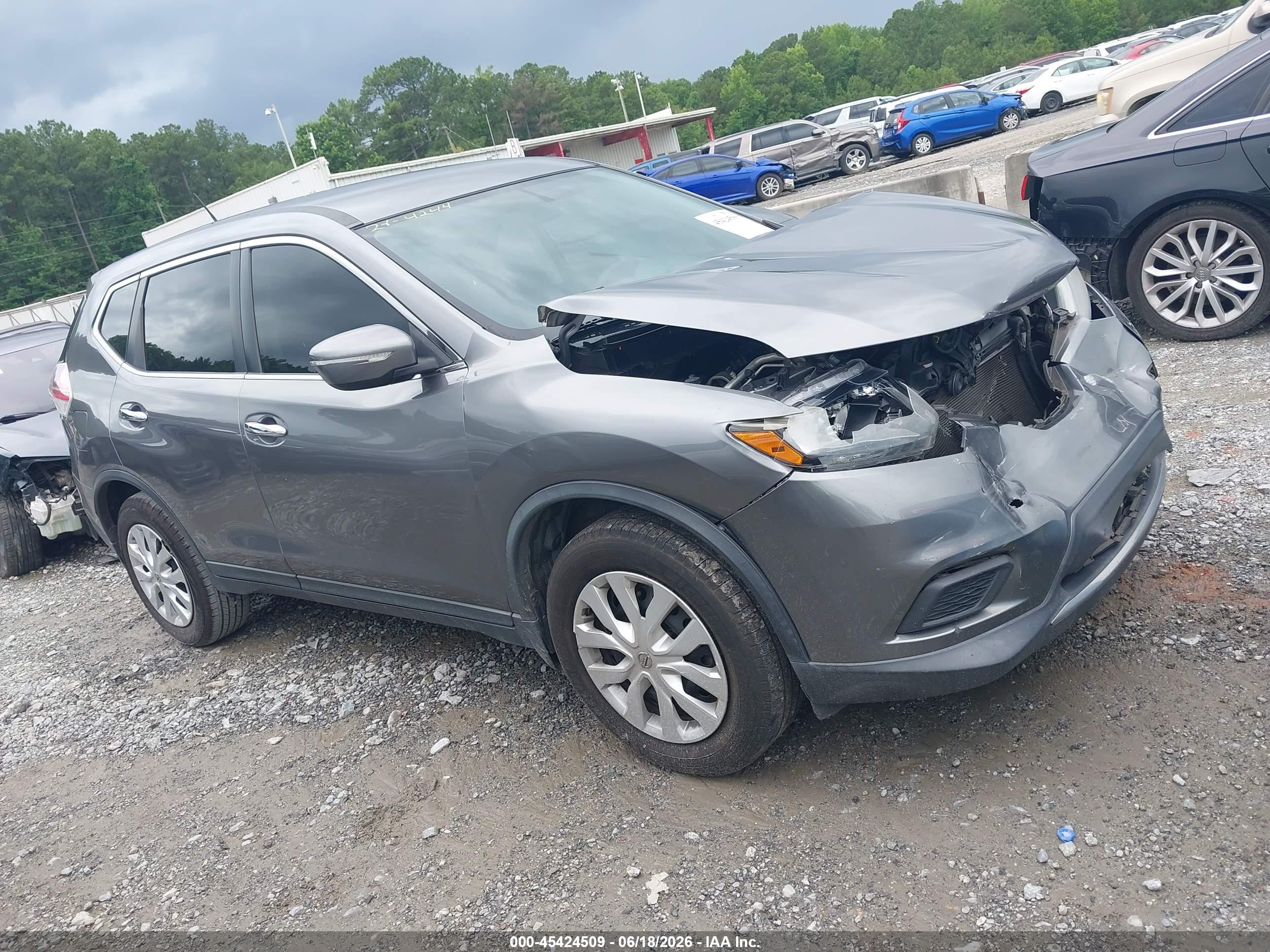 2015 Nissan Rogue S Gray vin: KNMAT2MT0FP558071