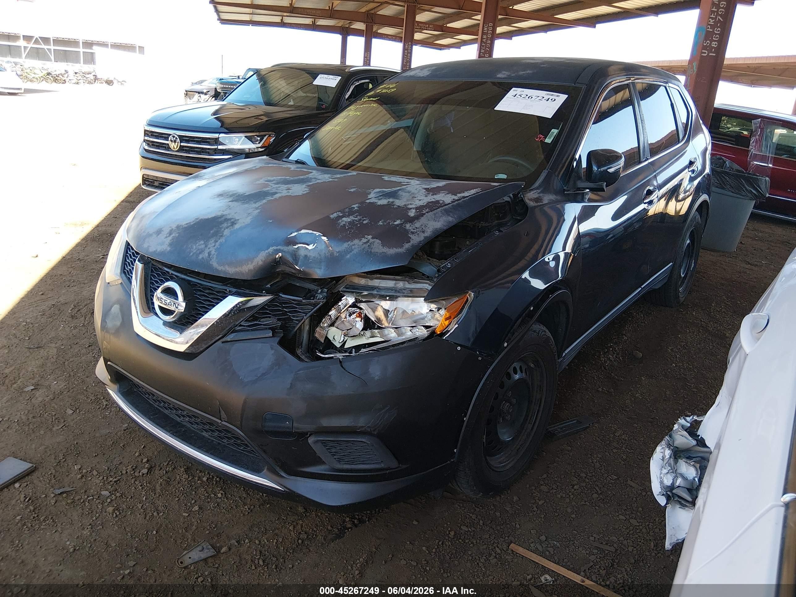 2015 Nissan Rogue S Blue vin: KNMAT2MT0FP578806