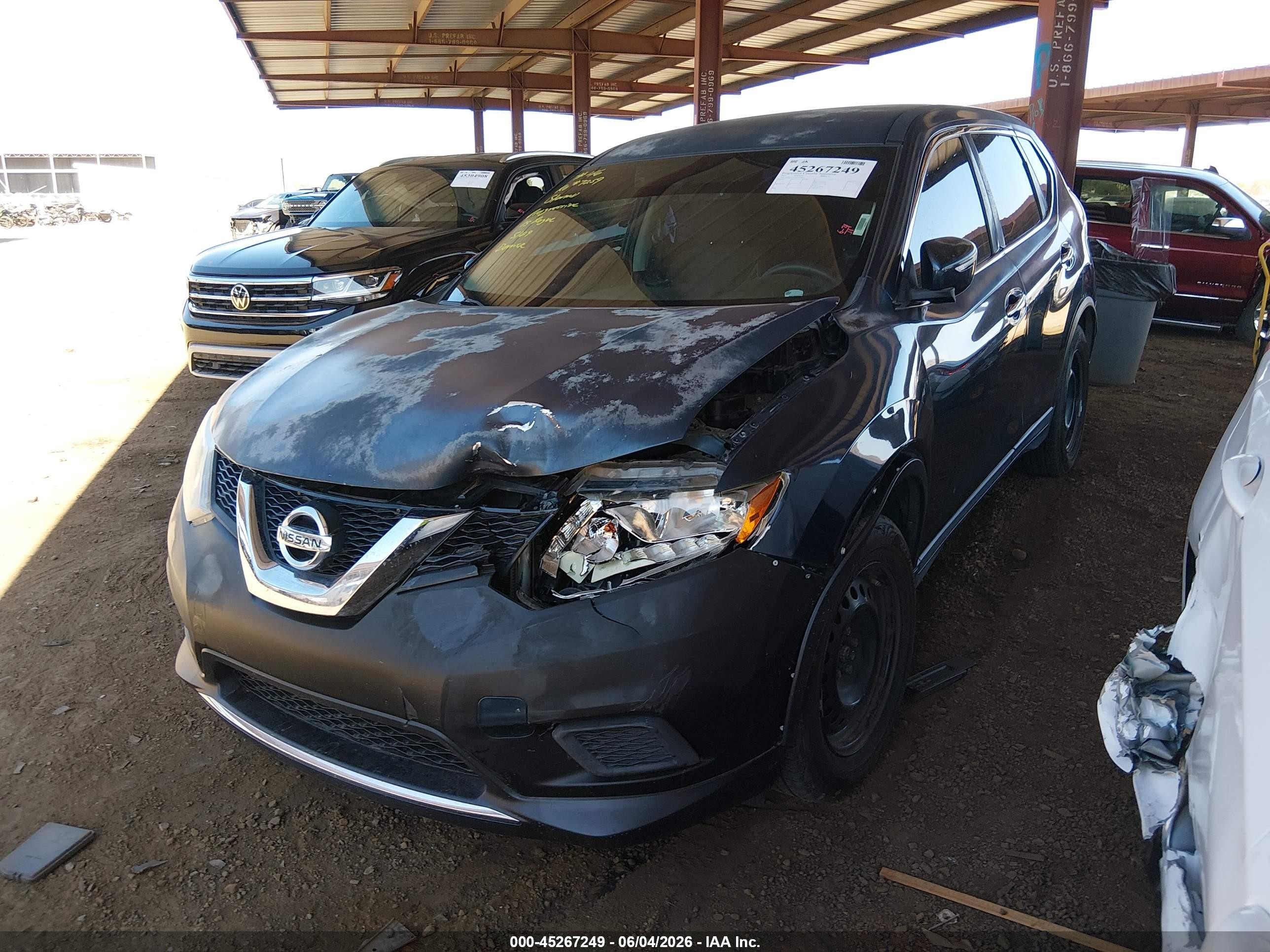 2015 Nissan Rogue S Blue vin: KNMAT2MT0FP578806