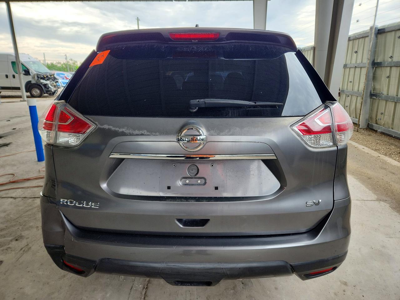 2015 Nissan Rogue Sv Gray vin: KNMAT2MT0FP583925